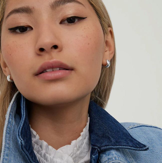 Chunky Huggie Hoops