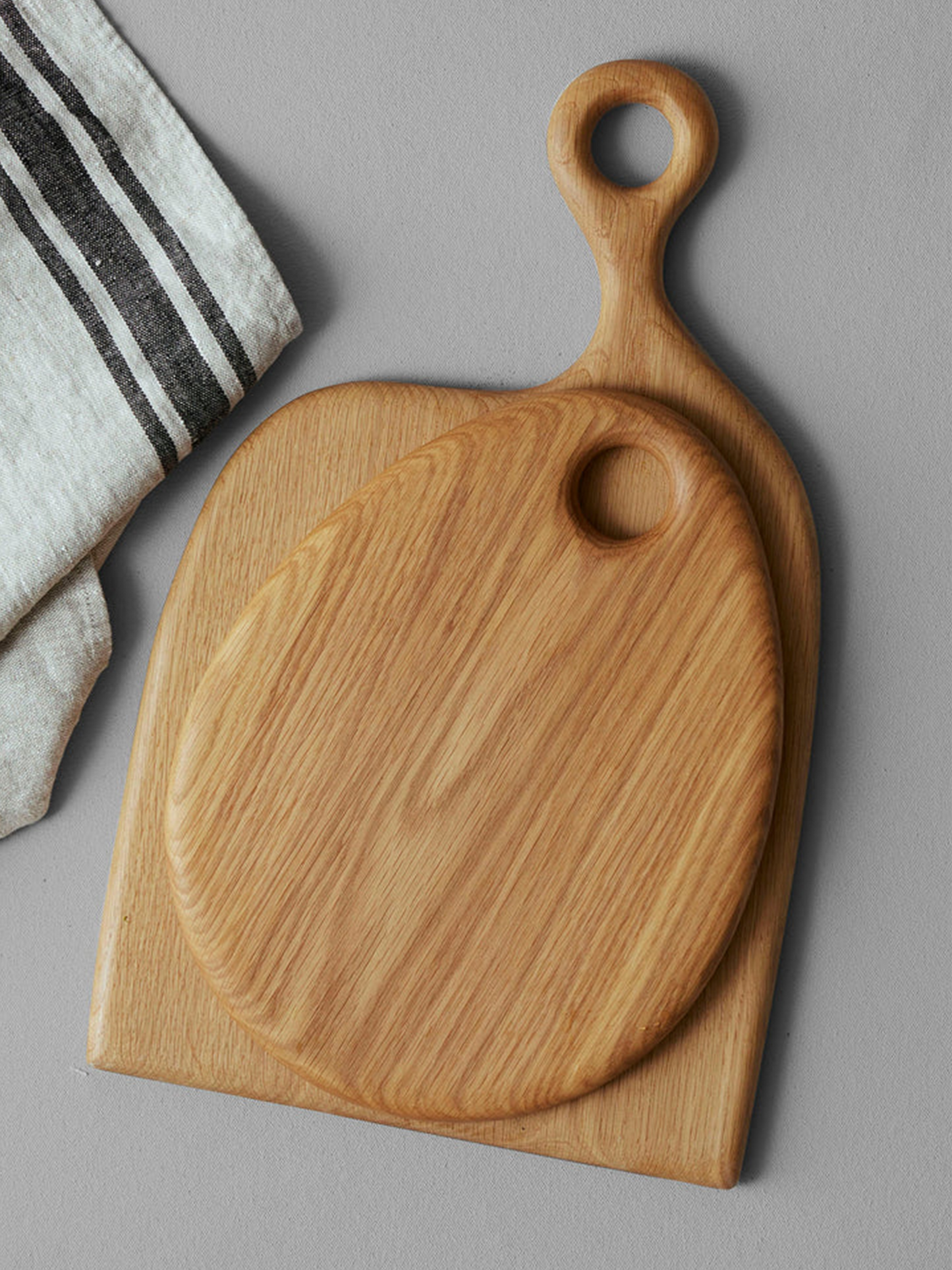 Forge Creative Wide Oak Chopping Board