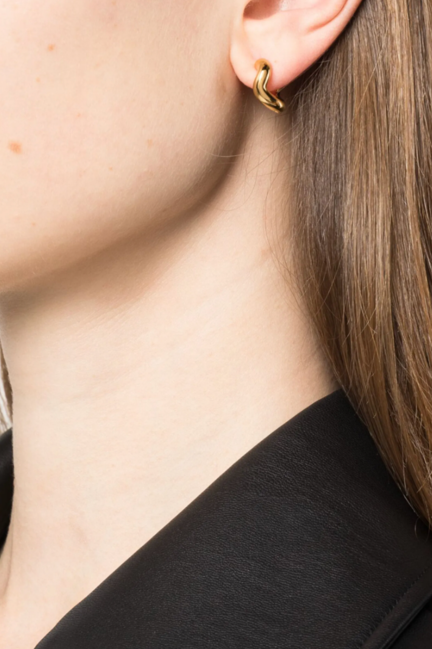 Petit Wave loop earrings