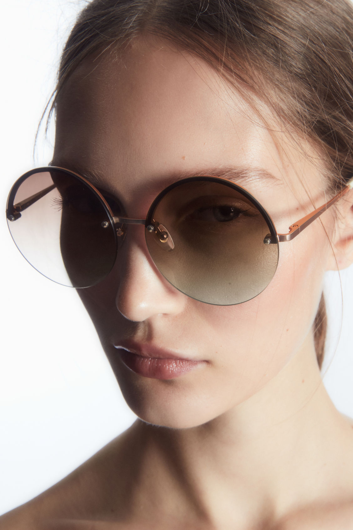 X Linda Farrow Orbit Sunglasses - Round
