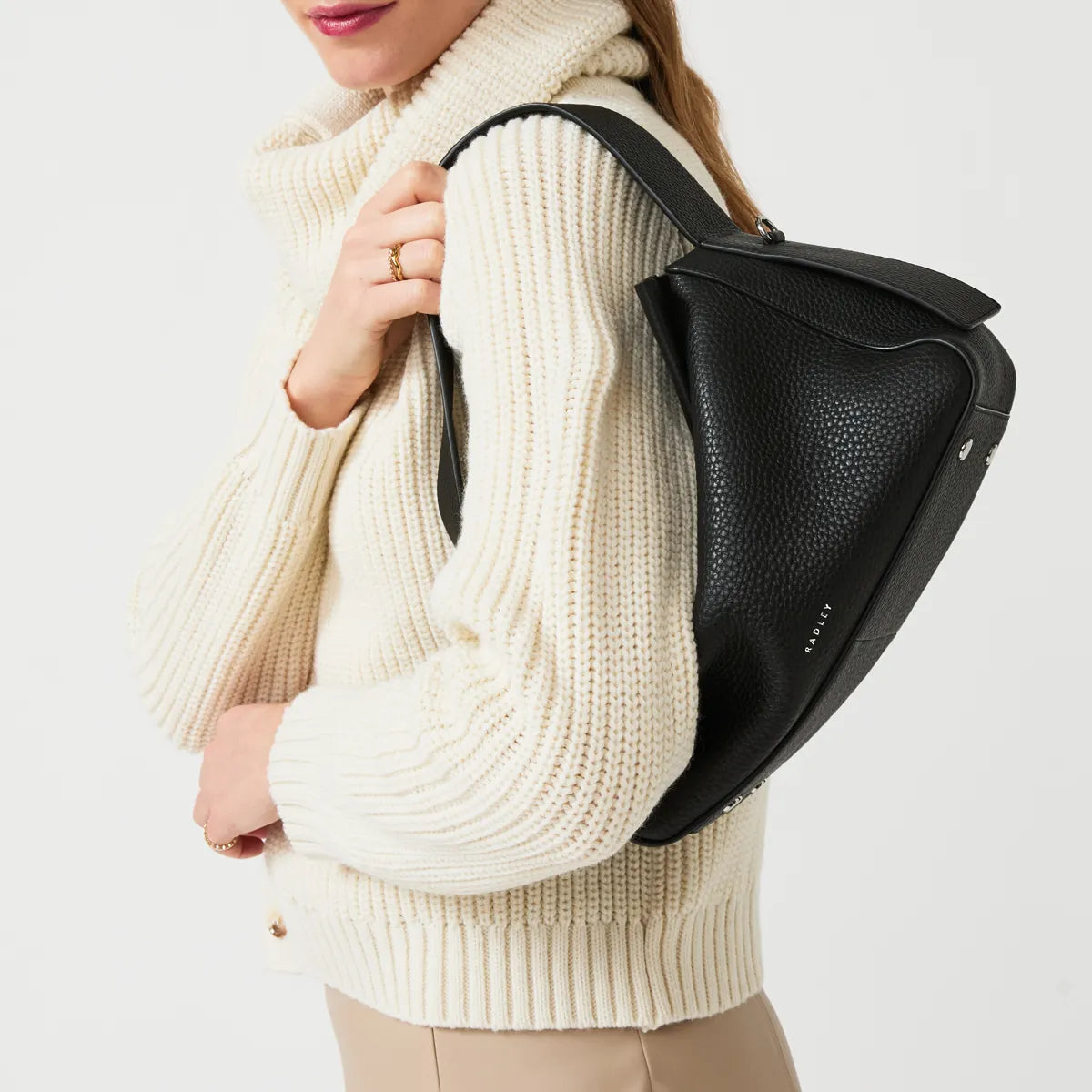 Medium Ziptop Shoulder