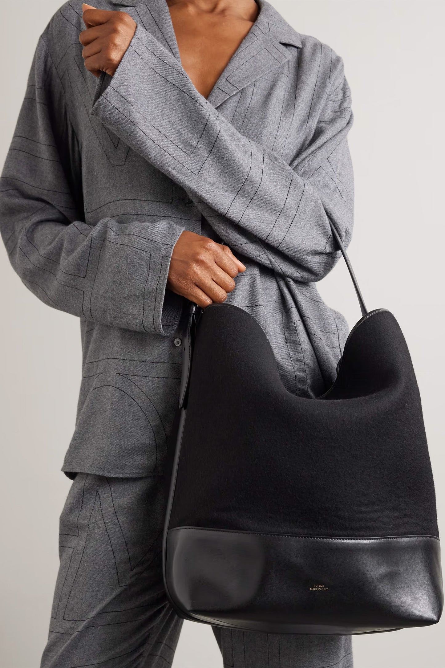 Leather-trimmed wool tote black