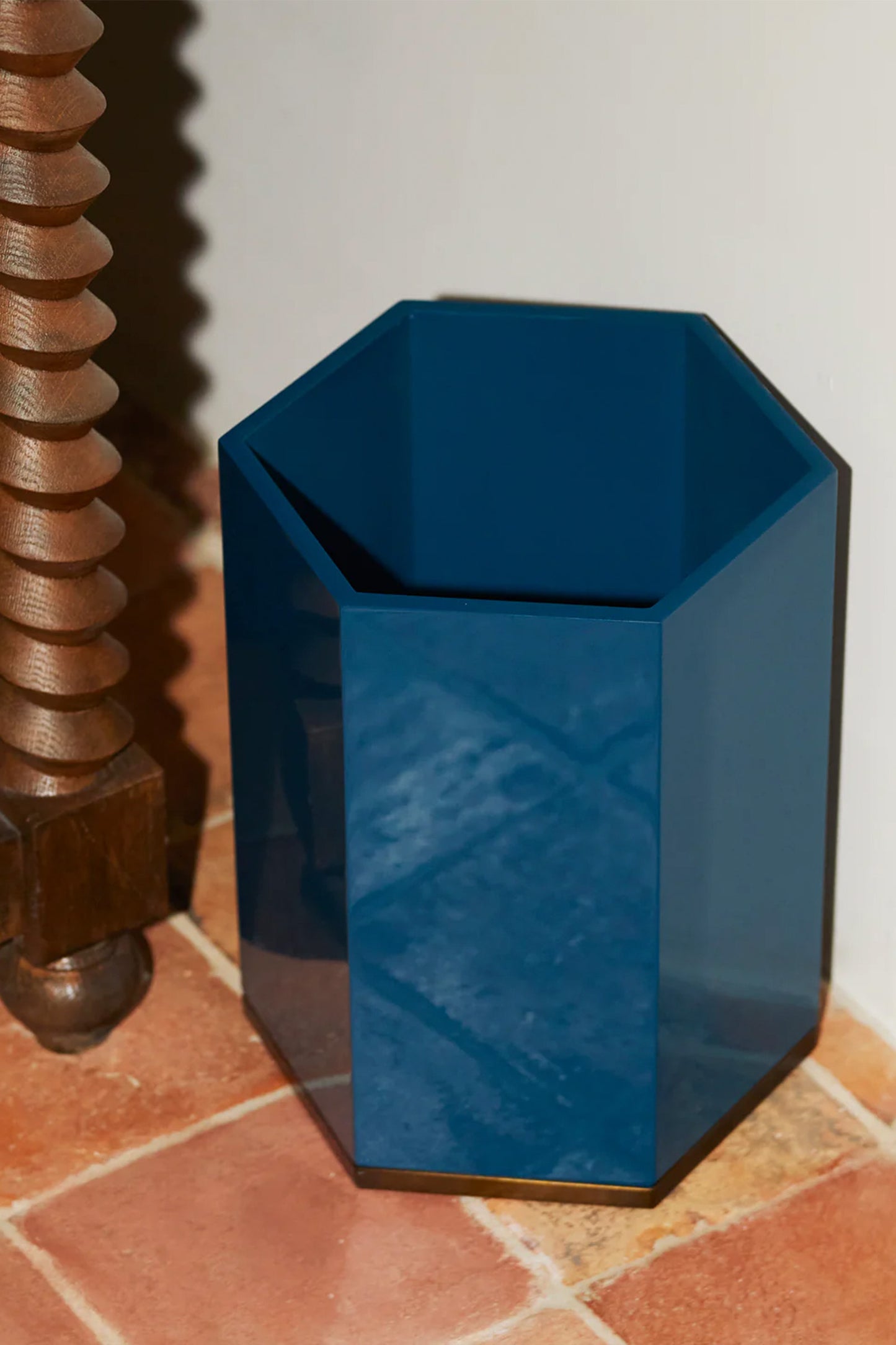 Lacquered Hexagonal Bin