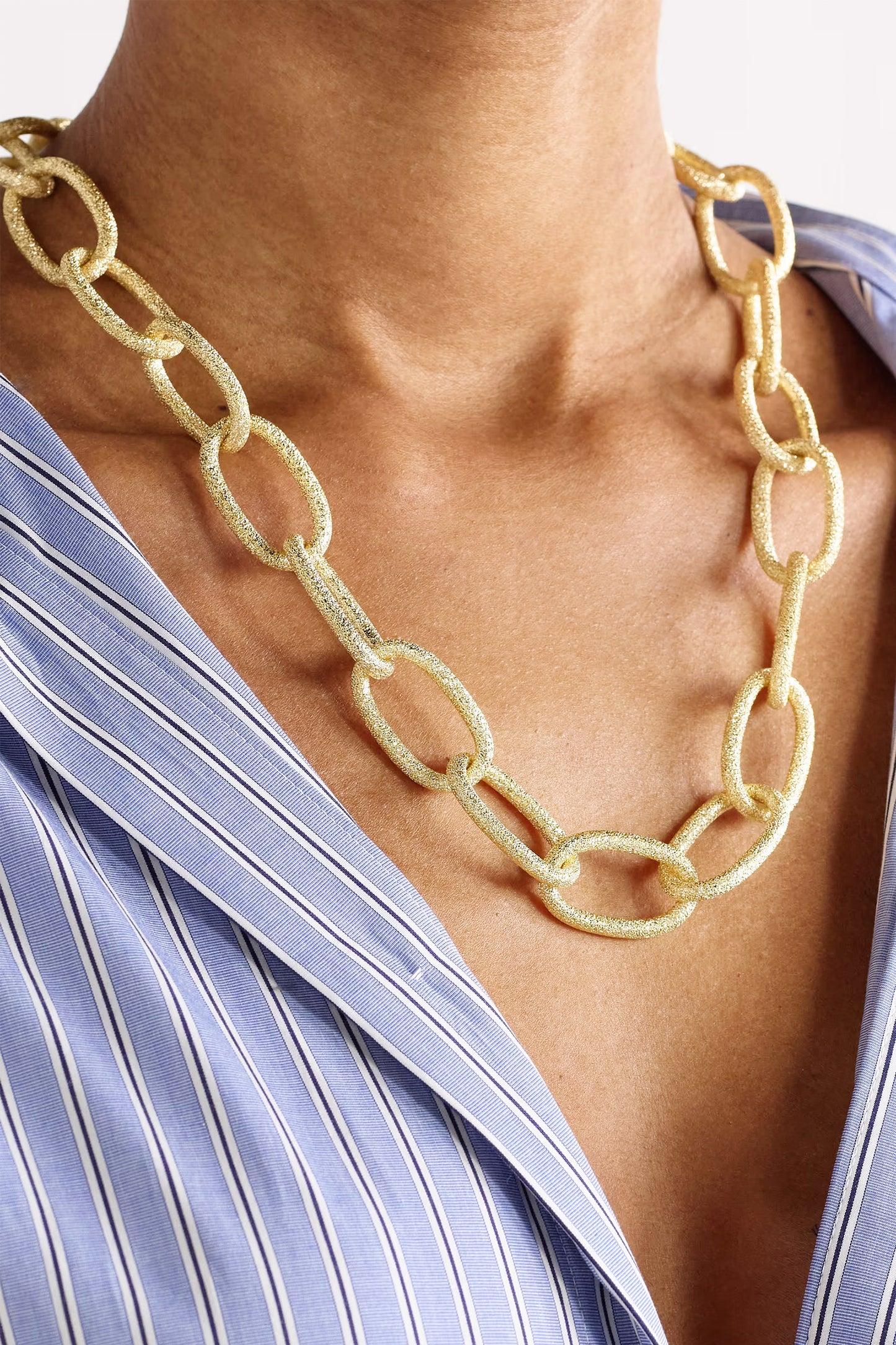 1885 Grande Links Long 18-Karat Gold Necklace