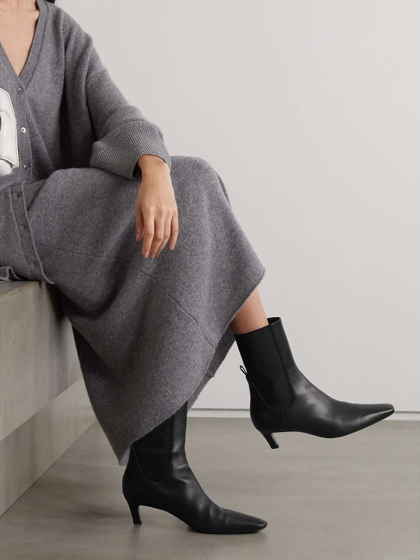The Mid Heel leather Chelsea Boots