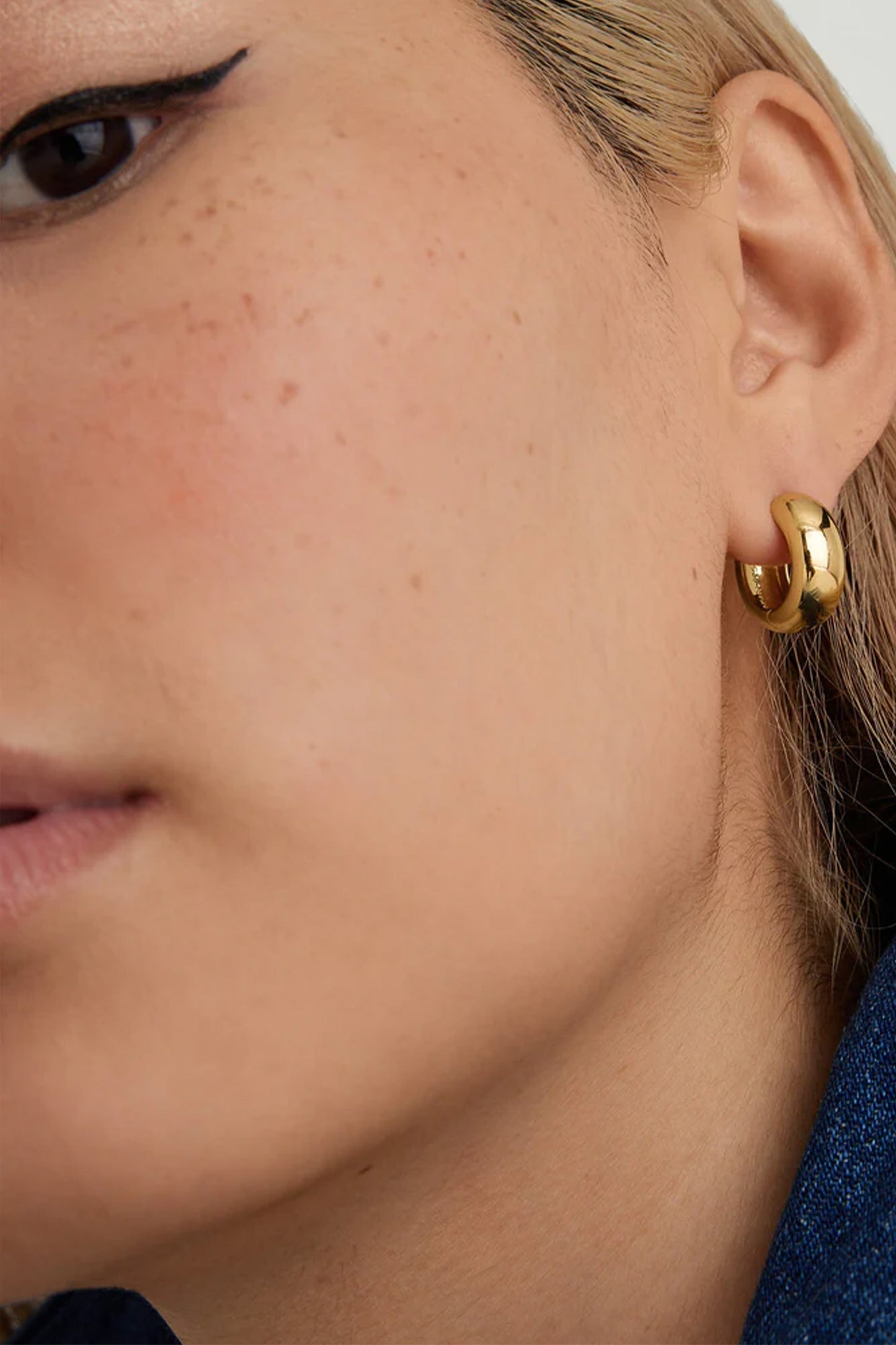 Chunky Medium Hoops