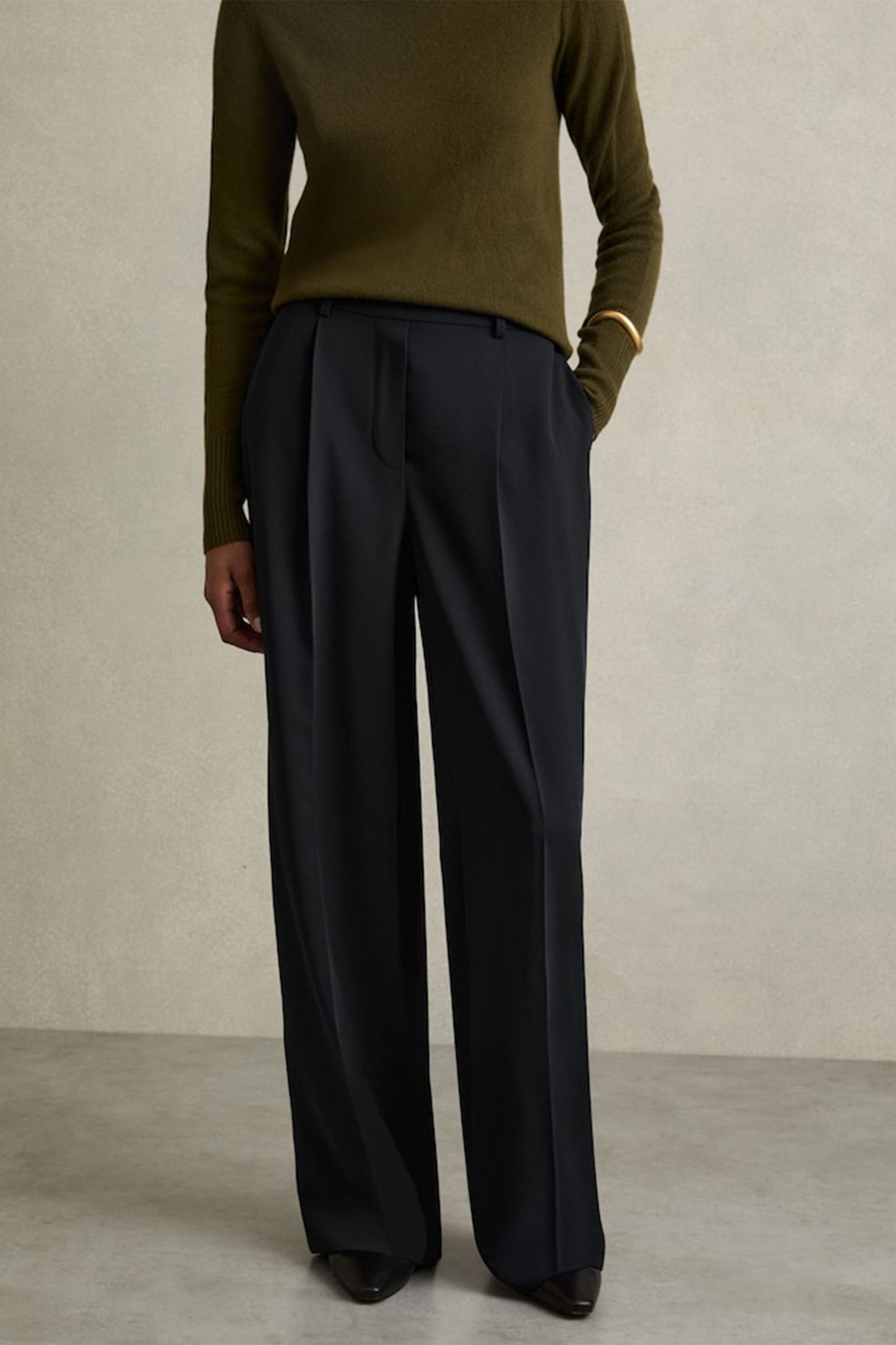 Eden Elasticated-Waist Wide-Leg Twill Trousers in Navy