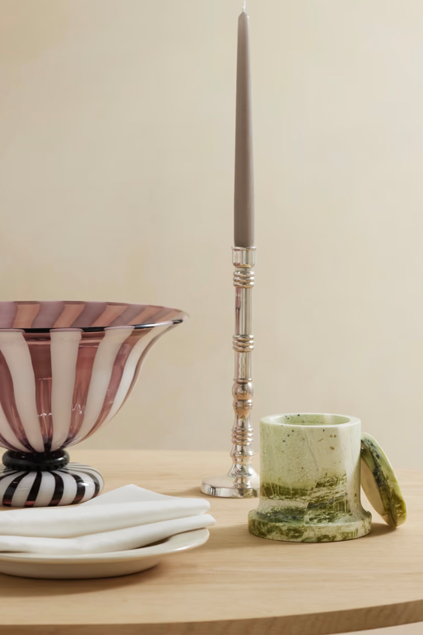 Sicilian Thyme and Apple Marble Scented Candle