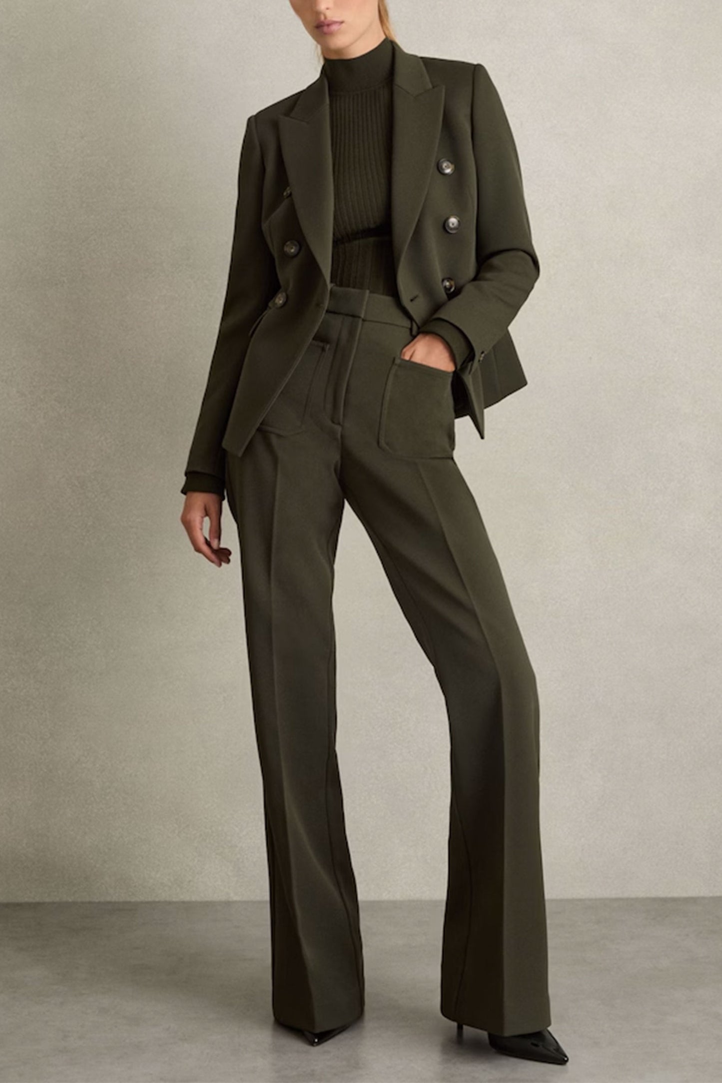 Priya Twill High-Rise Flared Trousers in Green