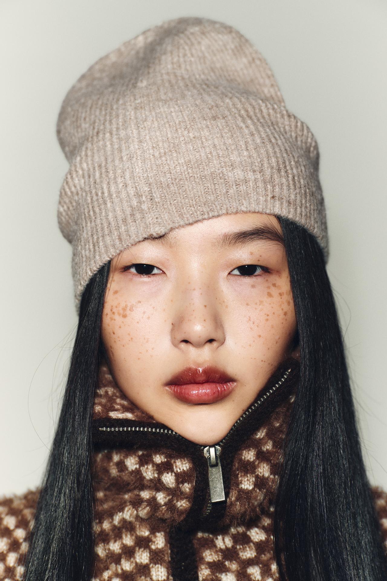 Ribbed-knit Beanie Hat