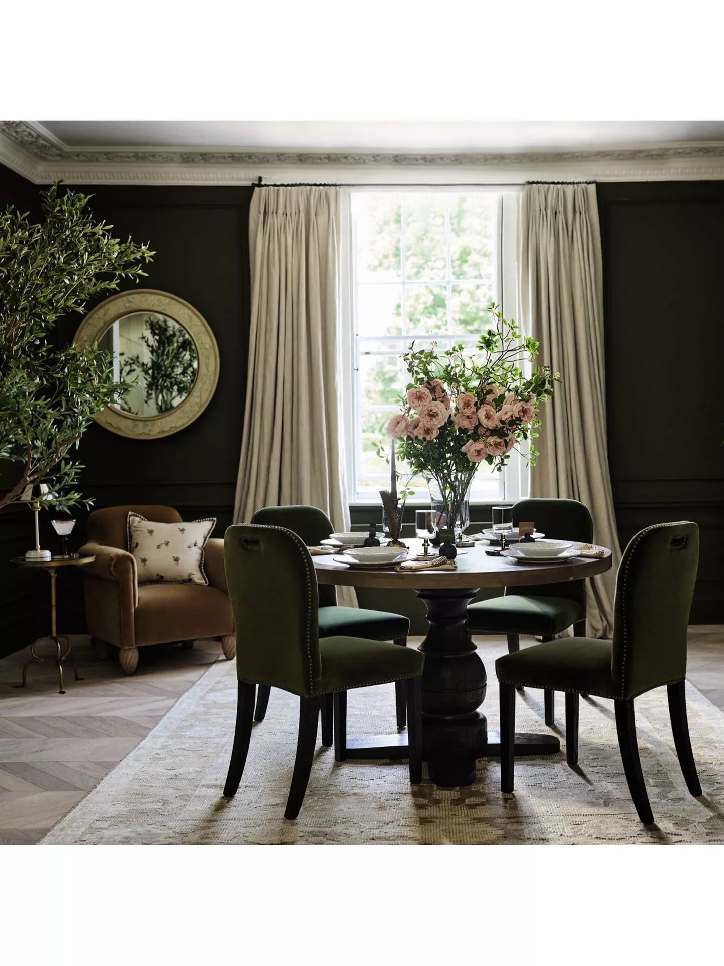 Magnus Dining Table, Weathered Oak