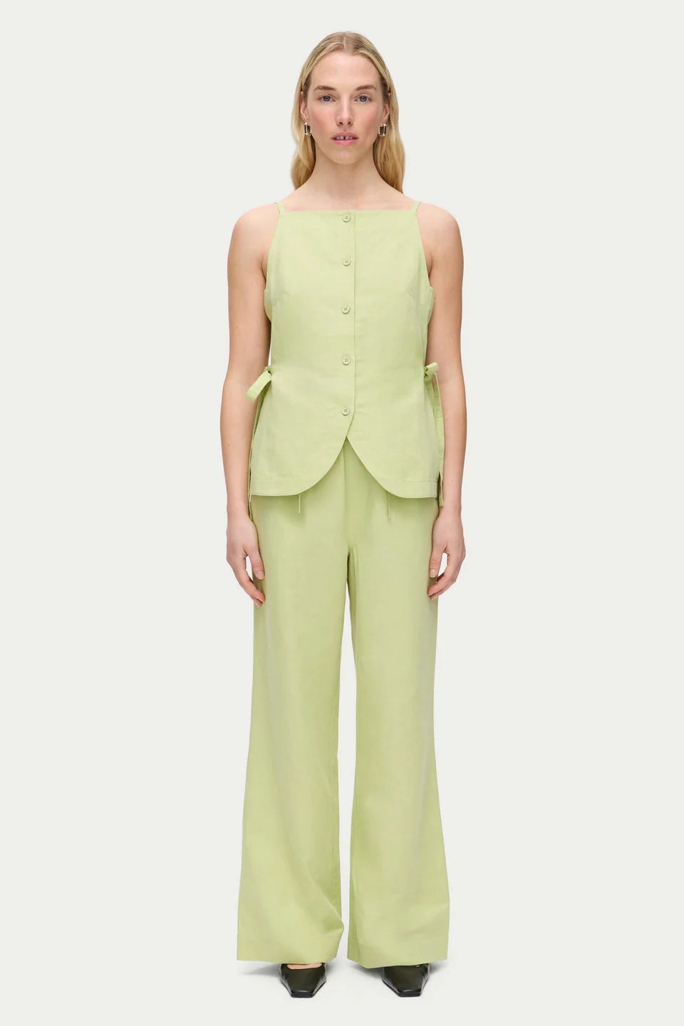 Ozais Tie Linen Top