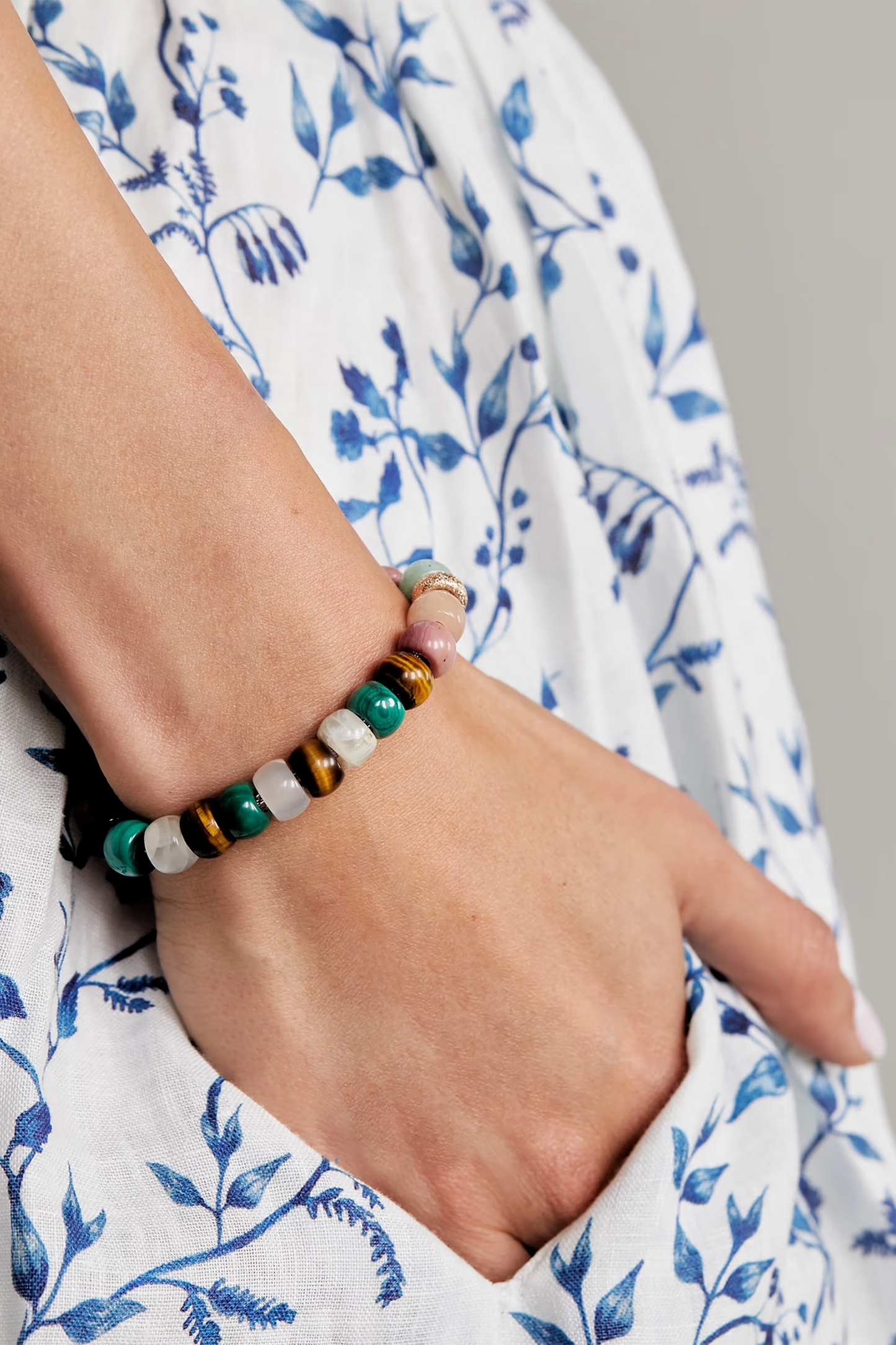 + Agua by Agua Bendita FORTE Beads 18-karat rose and yellow gold, Lurex and multi-stone bracelet