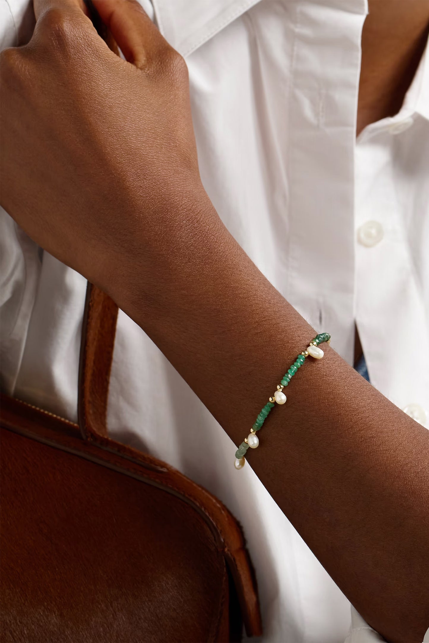 Gold, emerald and pearl bracelet
