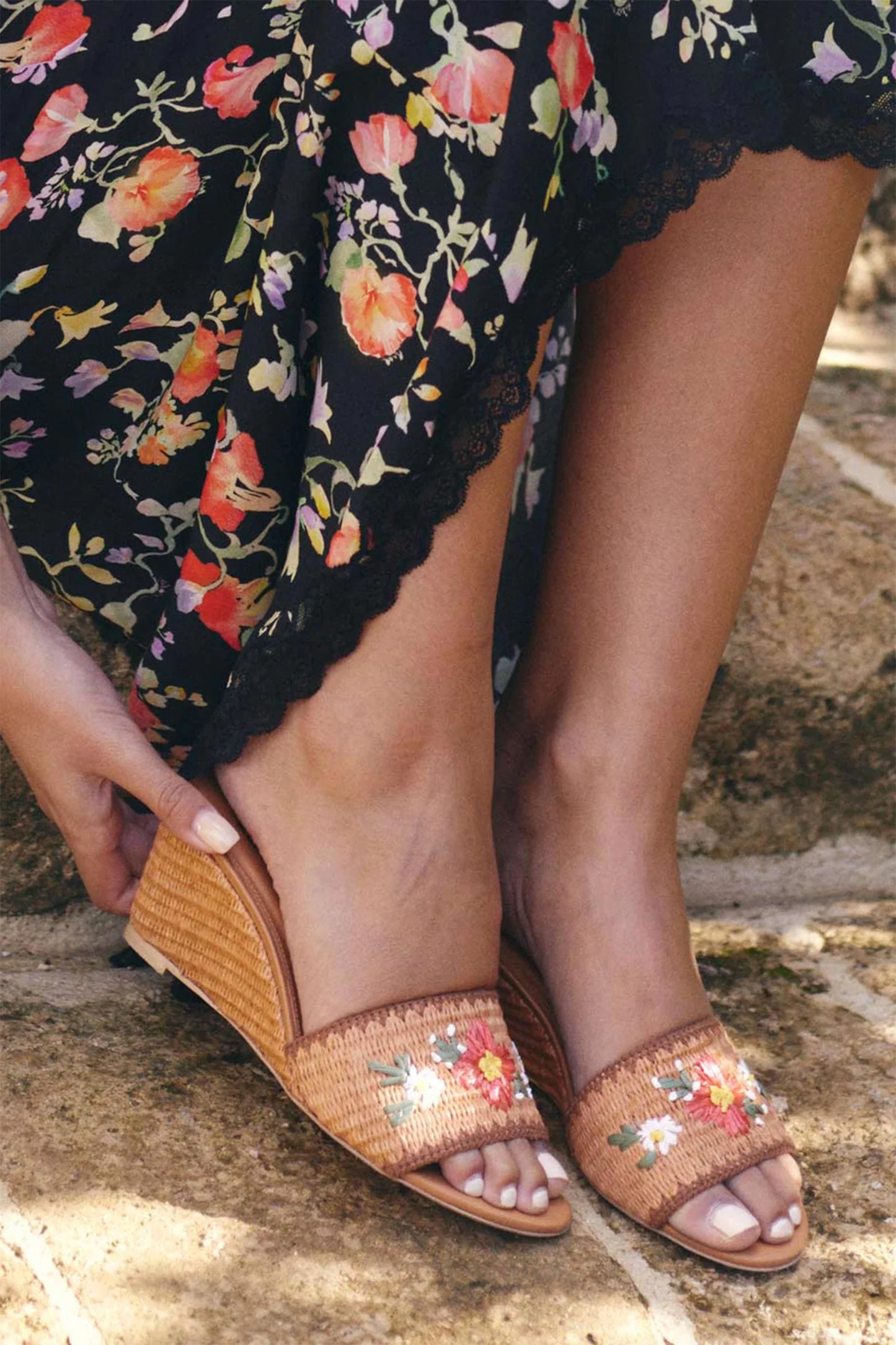Vardi Raffia Wedges