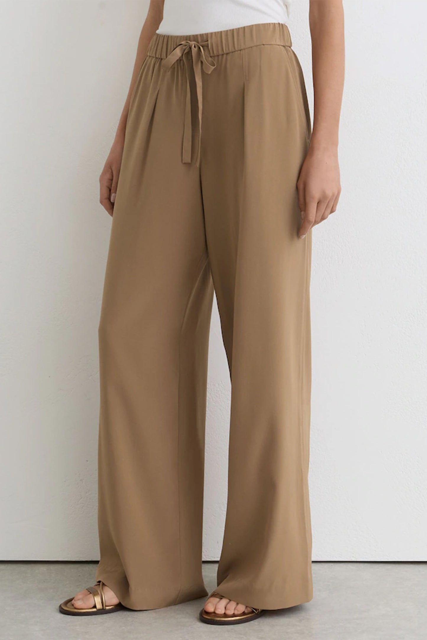 Matte-Silk Wide-Leg Trousers in Camel