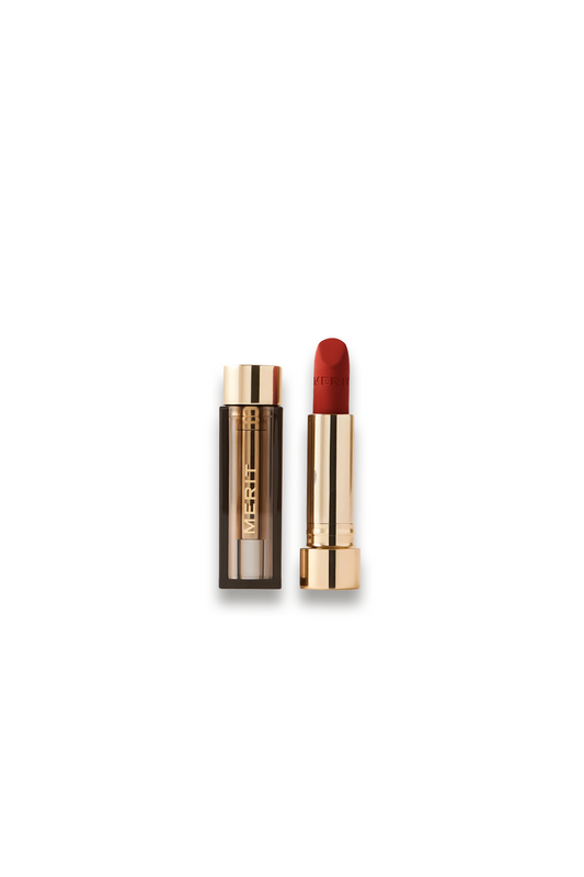 Signature Lip Lightweight Lipstick in Vermillion