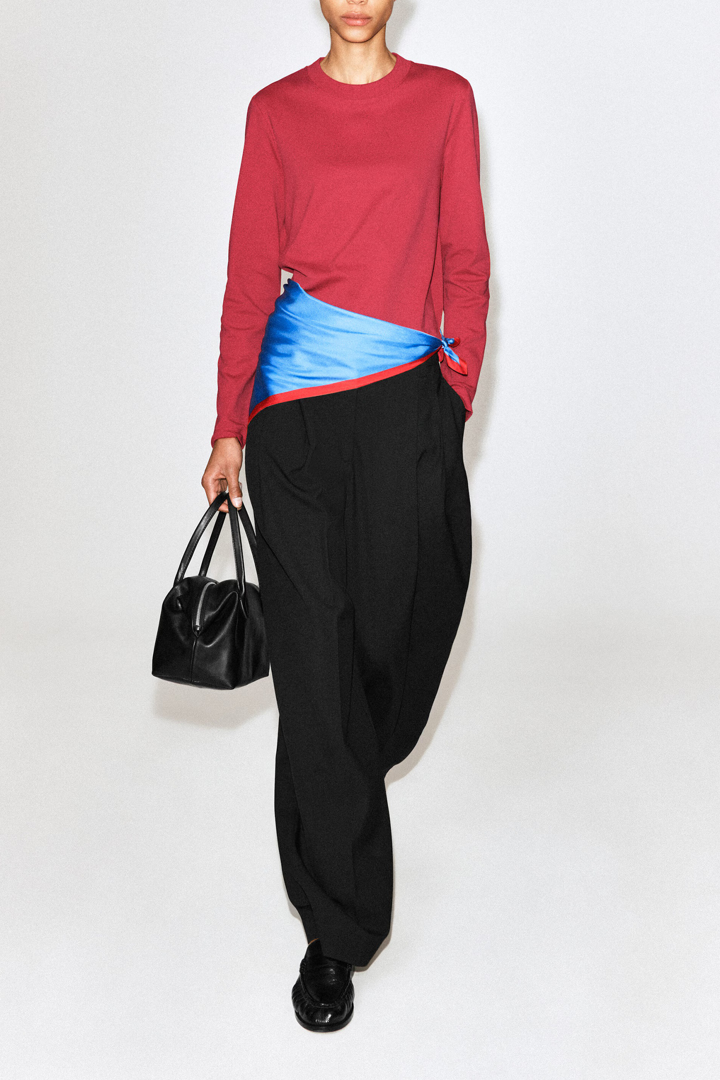 Clean Cut Long-sleeved T-shirt