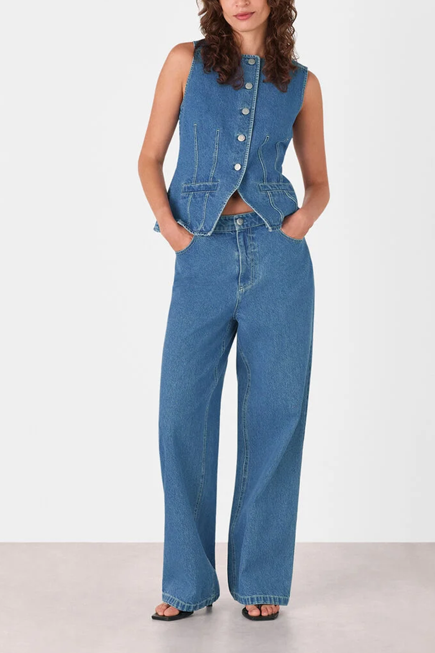 Denim Relaxed Straight Leg Jean