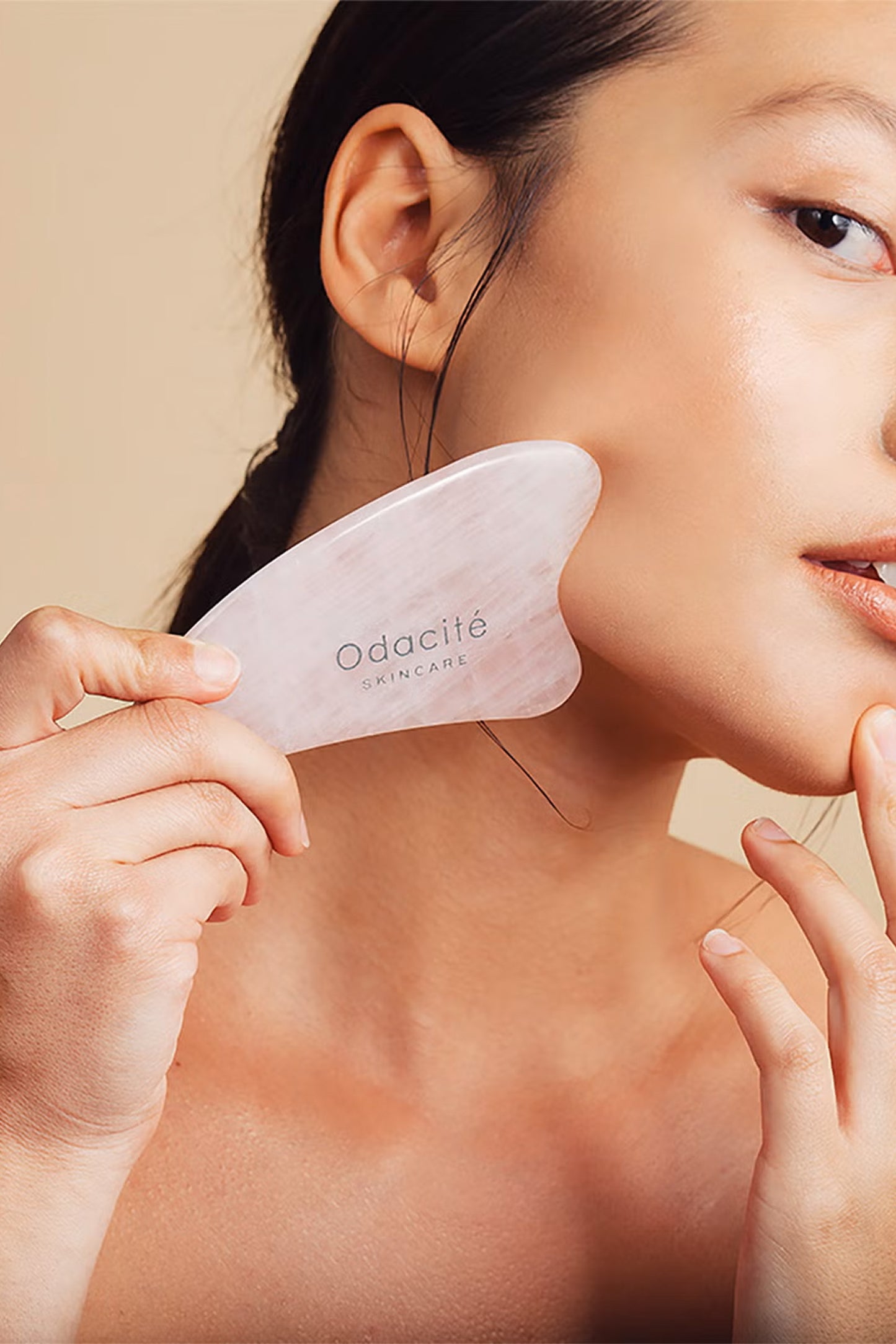Odacité Crystal Contour Gua Sha - Rose Quartz