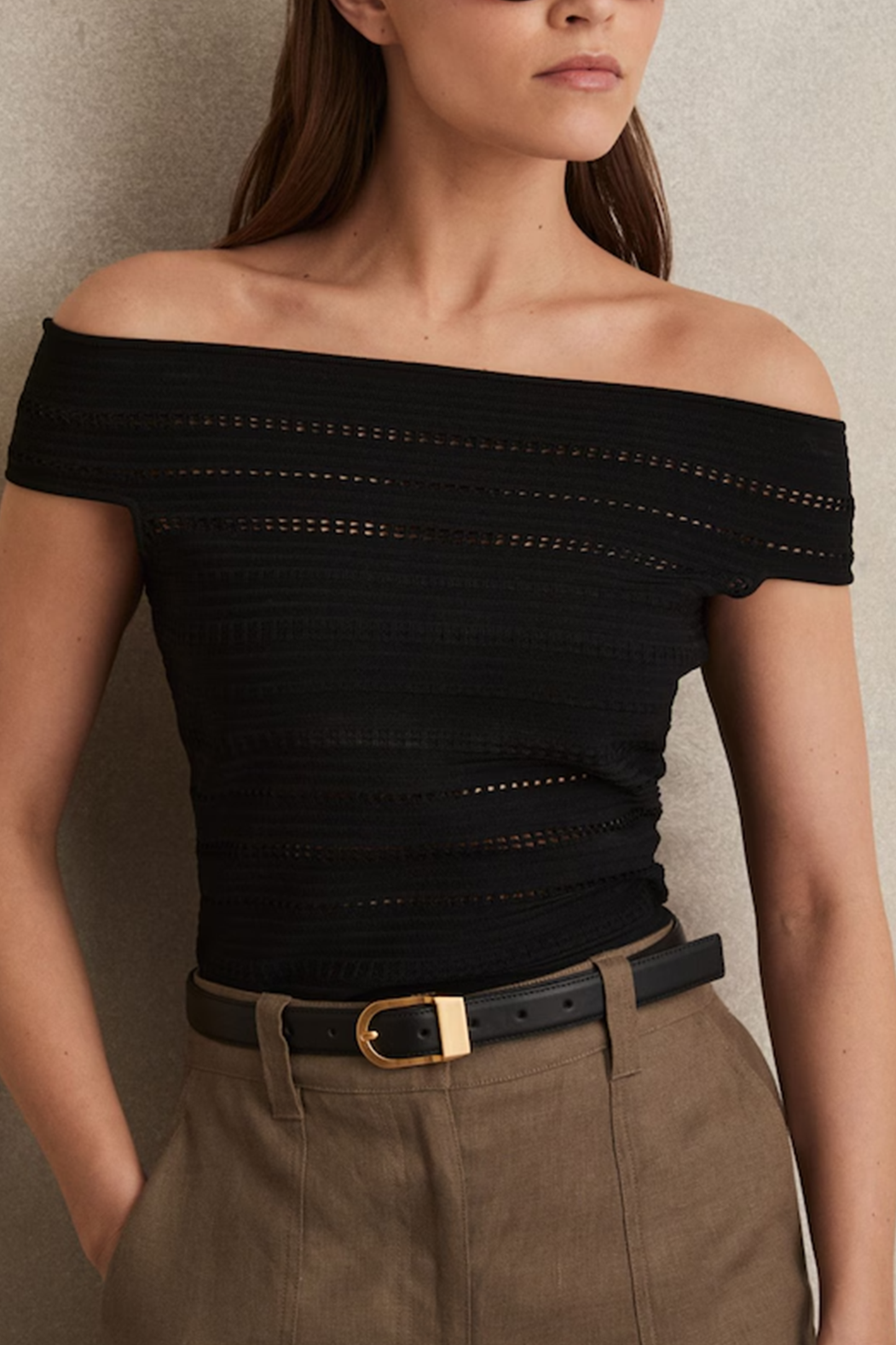 Hazel Leather Curved-Buckle Belt In Black