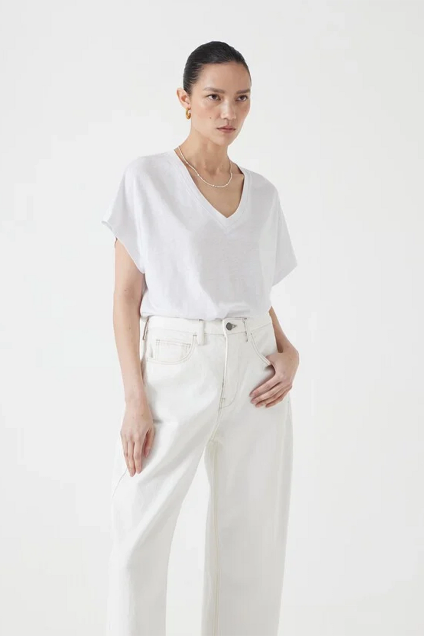 Rosalia Linen Blend V Neck T-Shirt