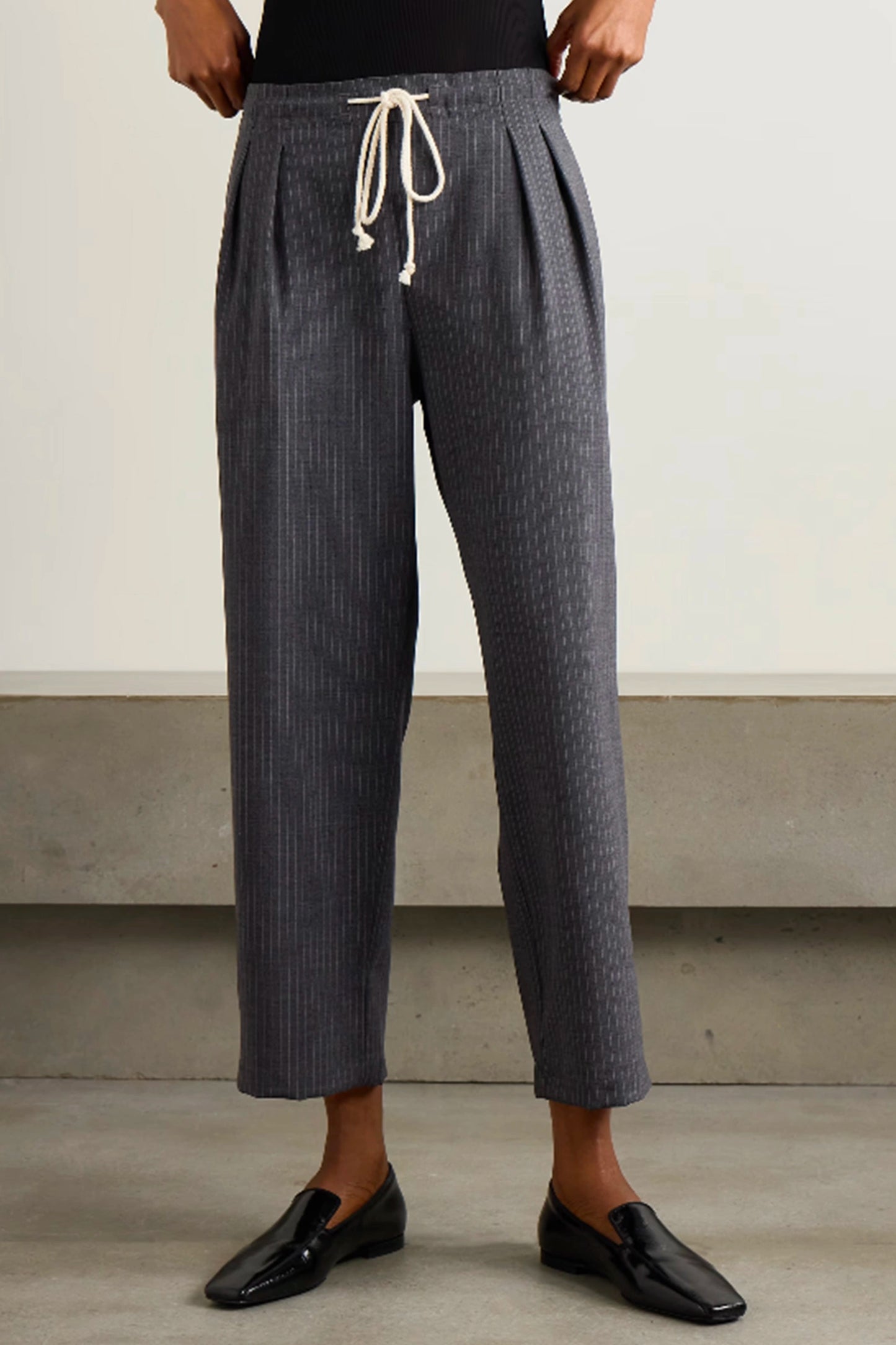 Cosy Pinstriped Pleated Wool-blend Flannel Wide-leg Pants