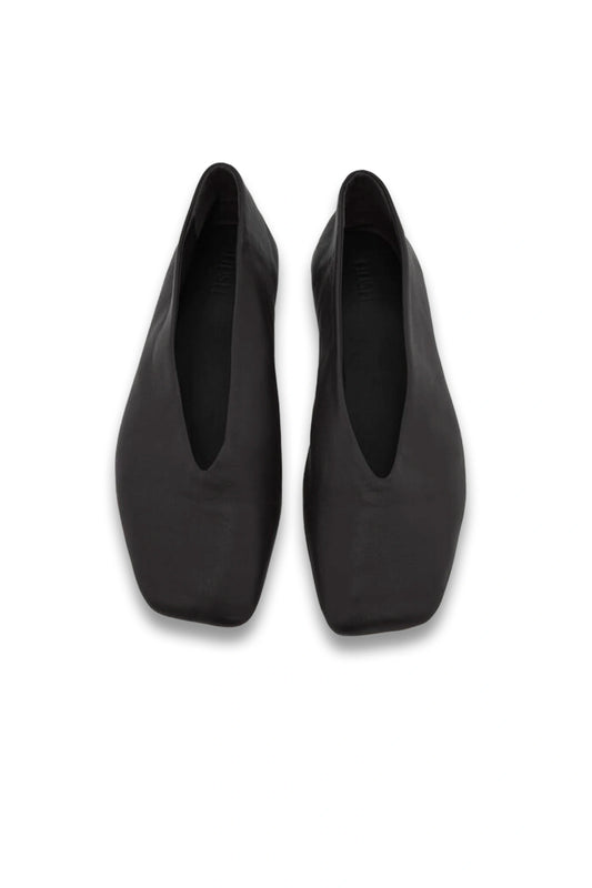 Asymmetric Leather Ballet Flats