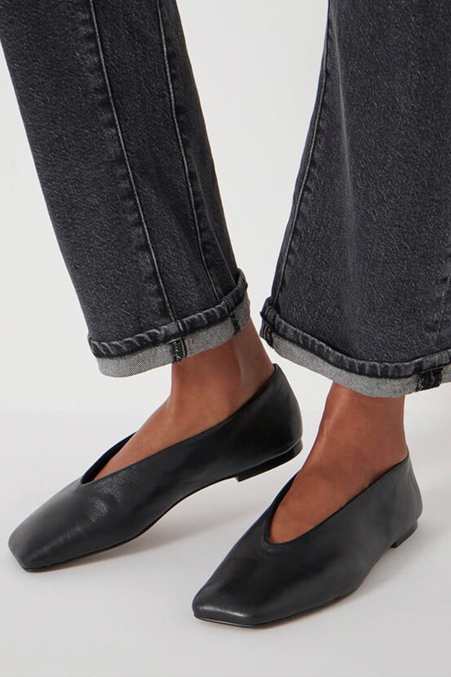 Asymmetric Leather Ballet Flats