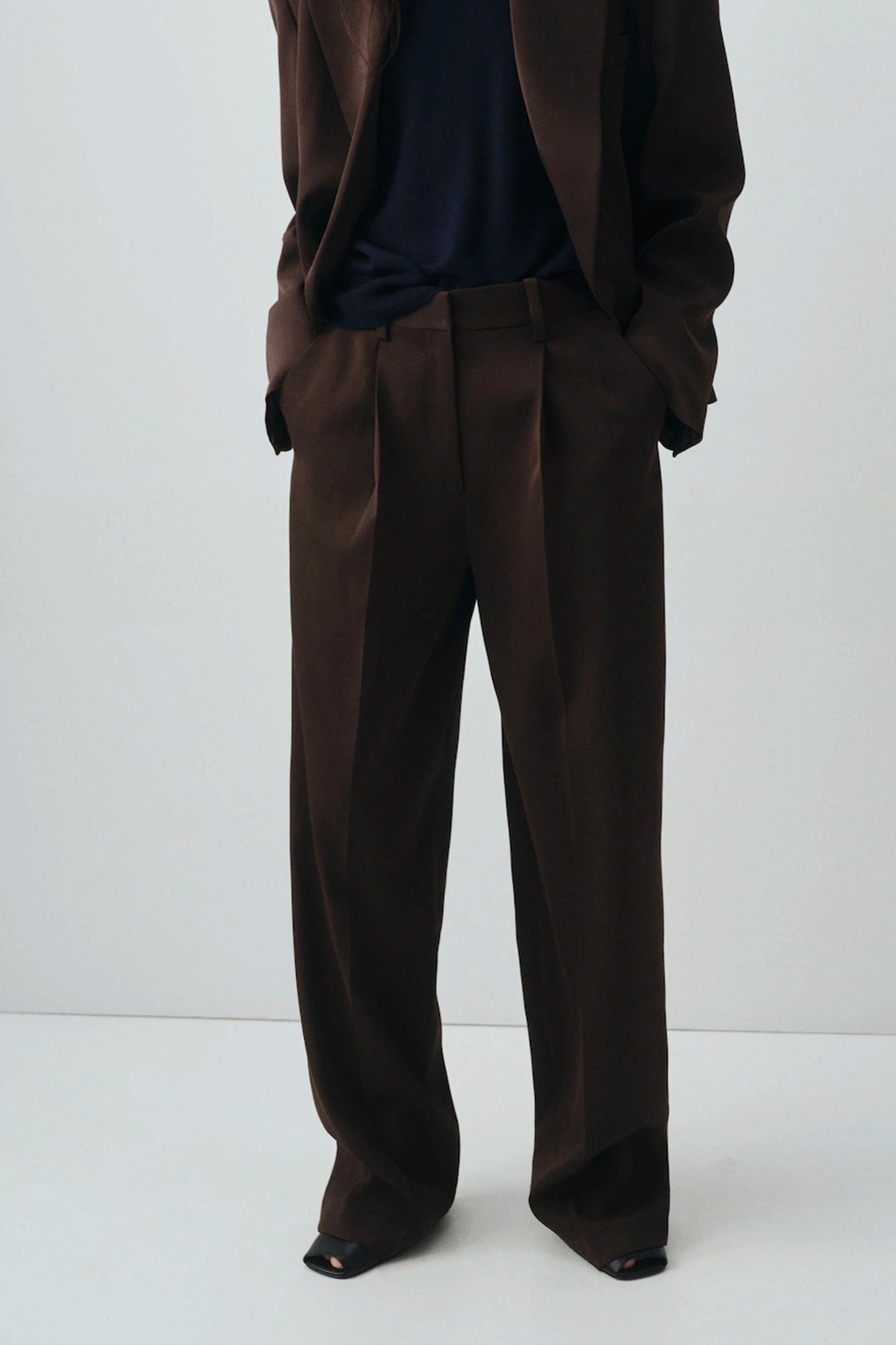 Pleated Straight-leg Suit Trousers