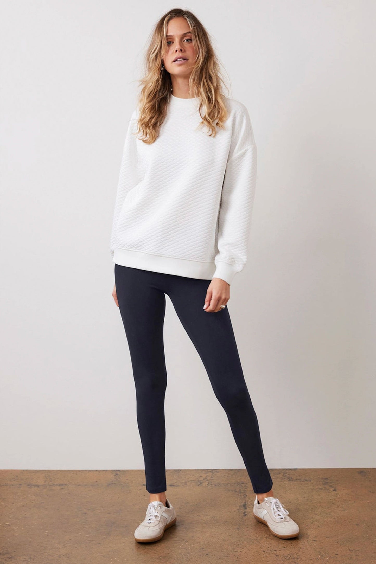 Navy Straight Leggings