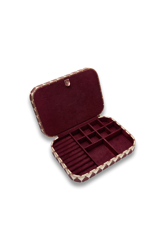Estée Lalonde Jewellery Case