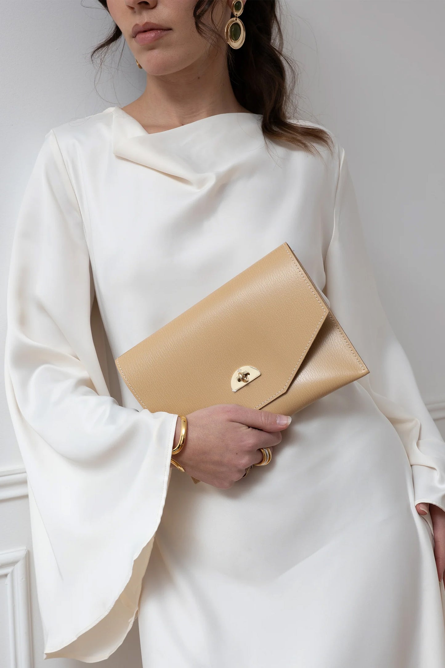The Twist Lock Pouch