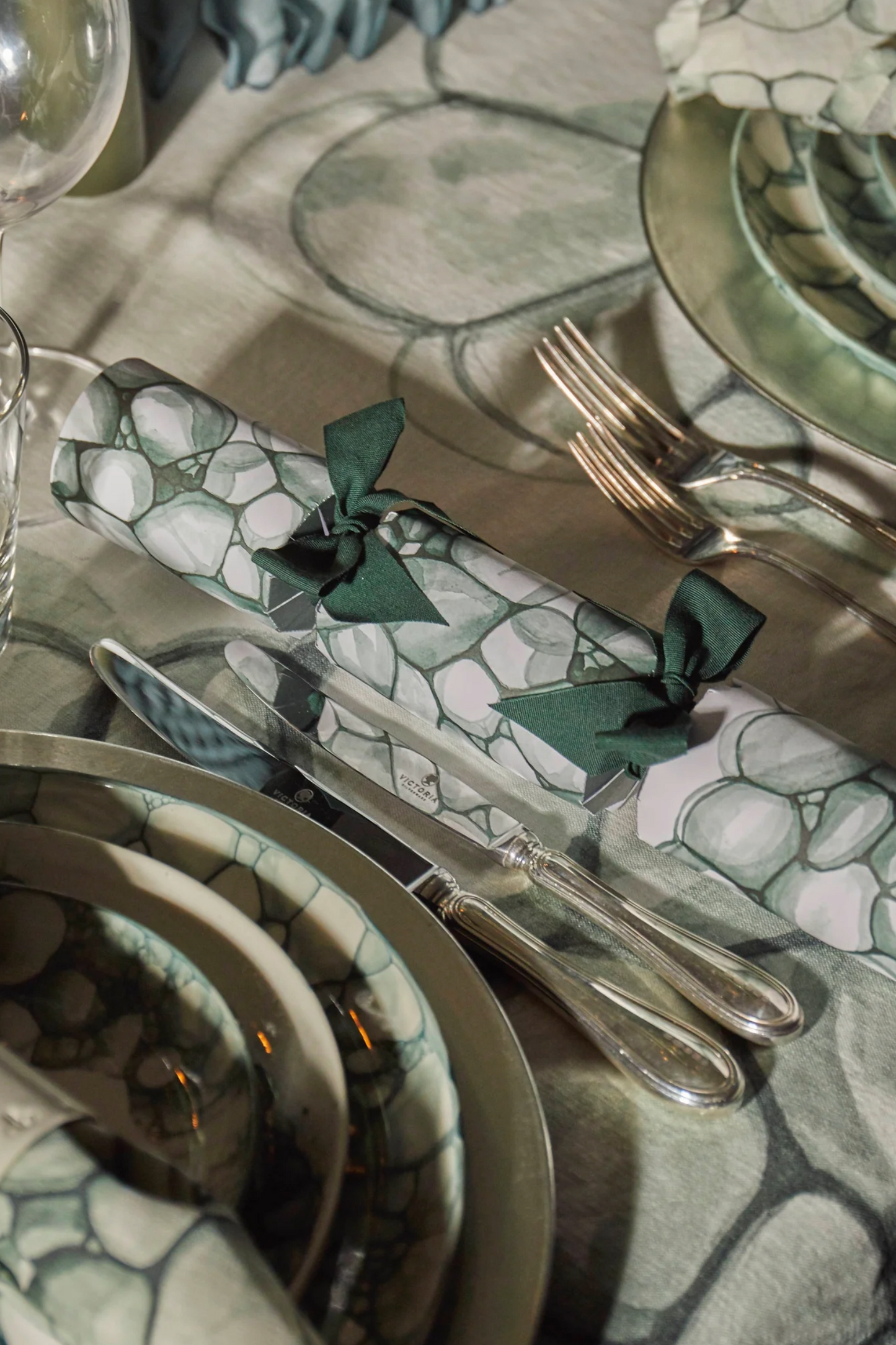 DB Ceramic Christmas Crackers
