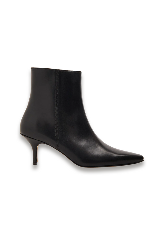 Black Pointed Heeled Boot