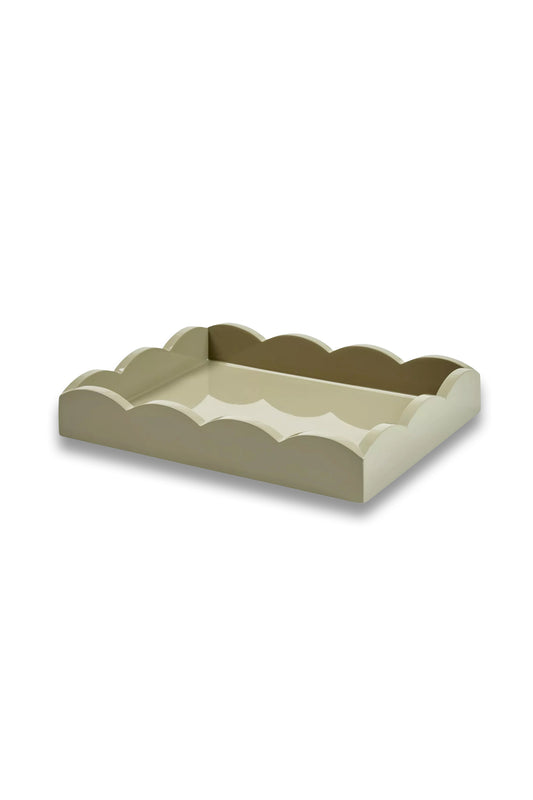 Scallop Lacquer Tray in Chiffon, 28cm