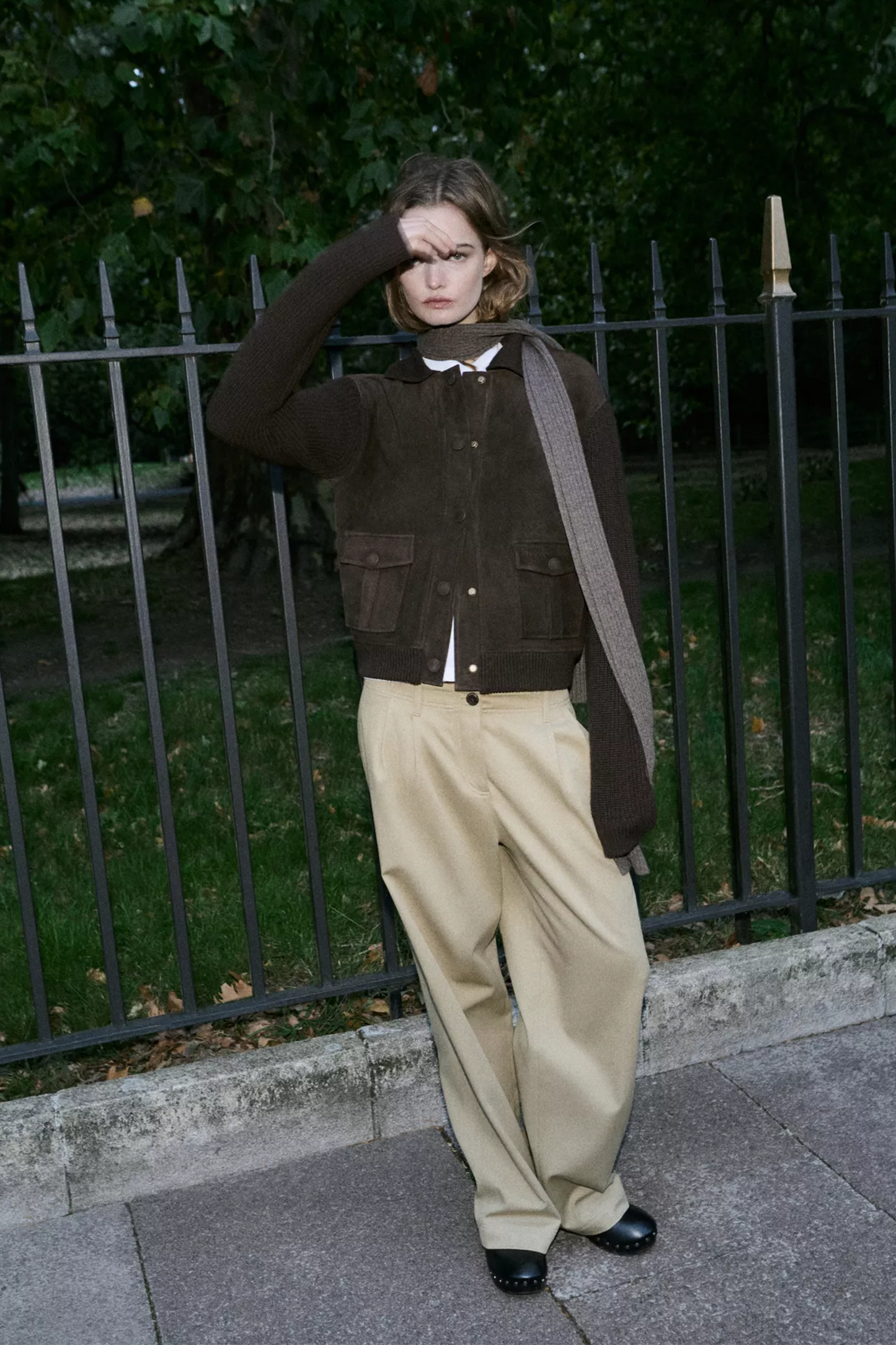 Short Knit Cardigan with Contrast Sheepskin Leather