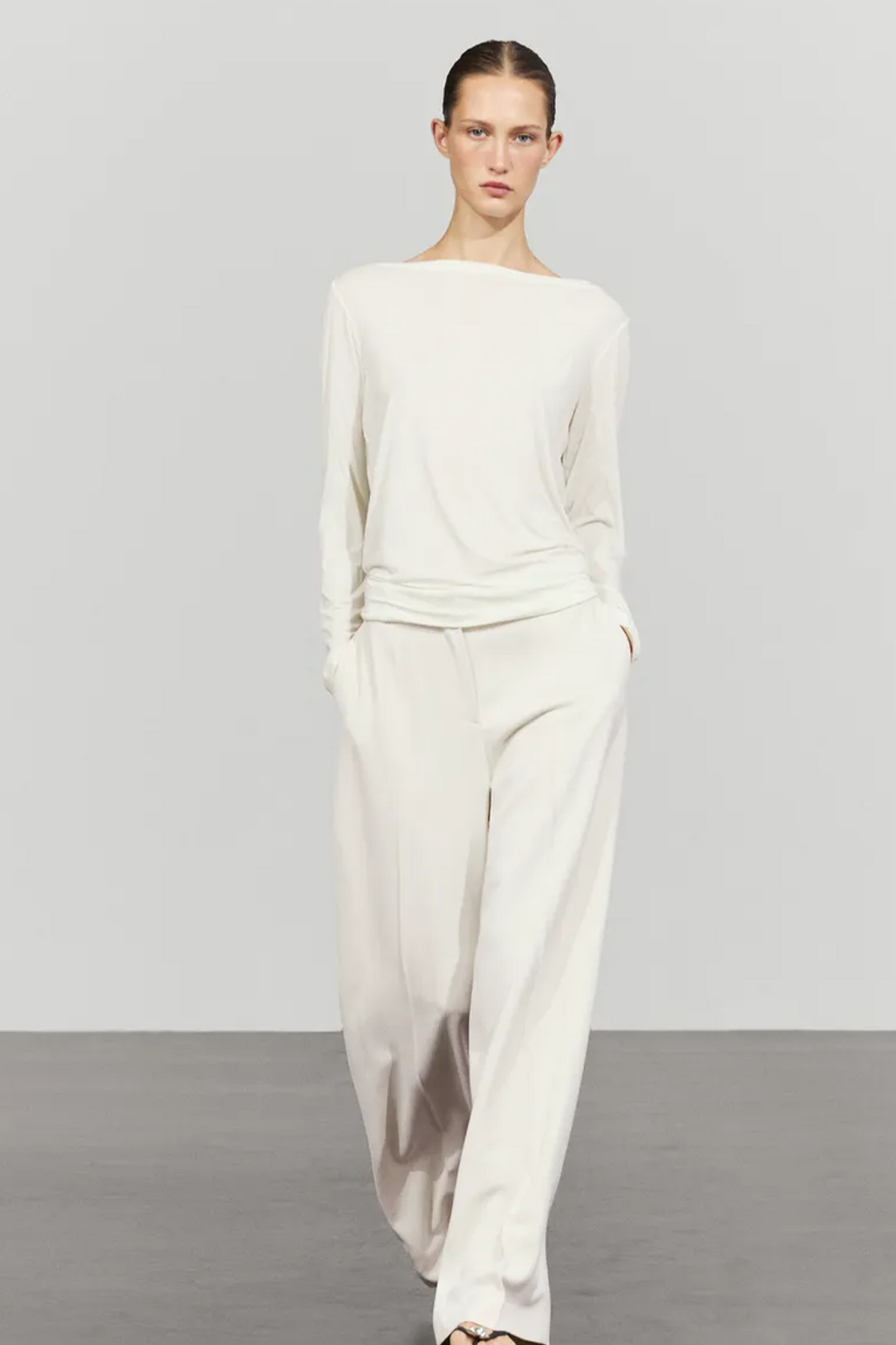 Flowing Wide-Leg Pants