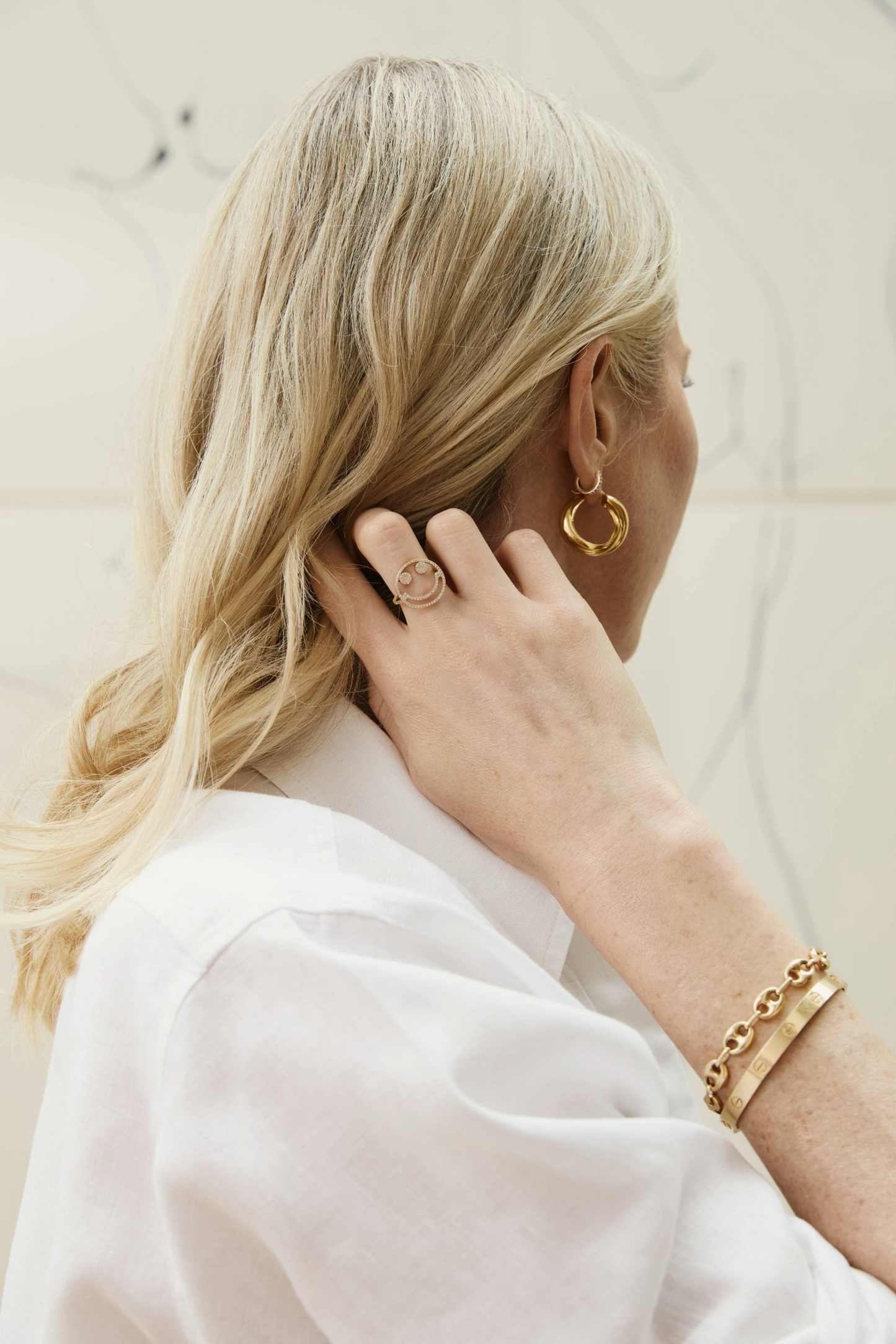 Smile Ring 18kt Yellow Gold And White Diamond