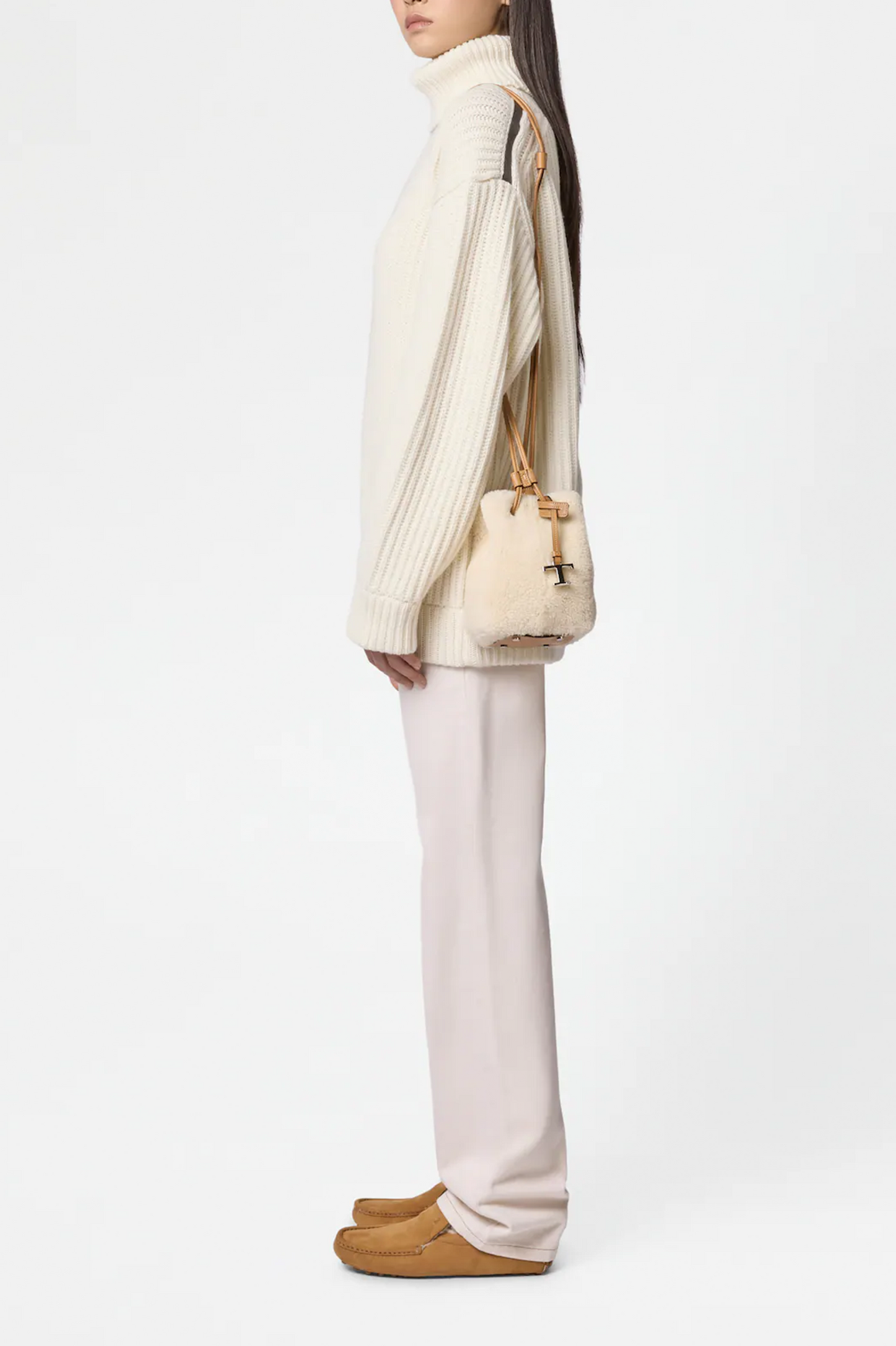 Bucket Bag in Shearling Micro