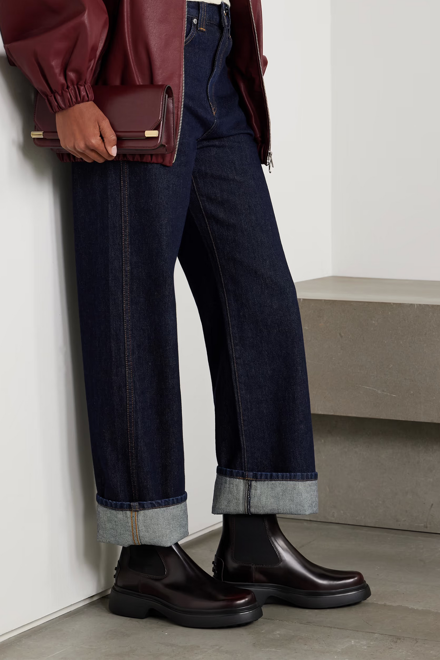 Gomma 74L Glossed Leather Chelsea Boots