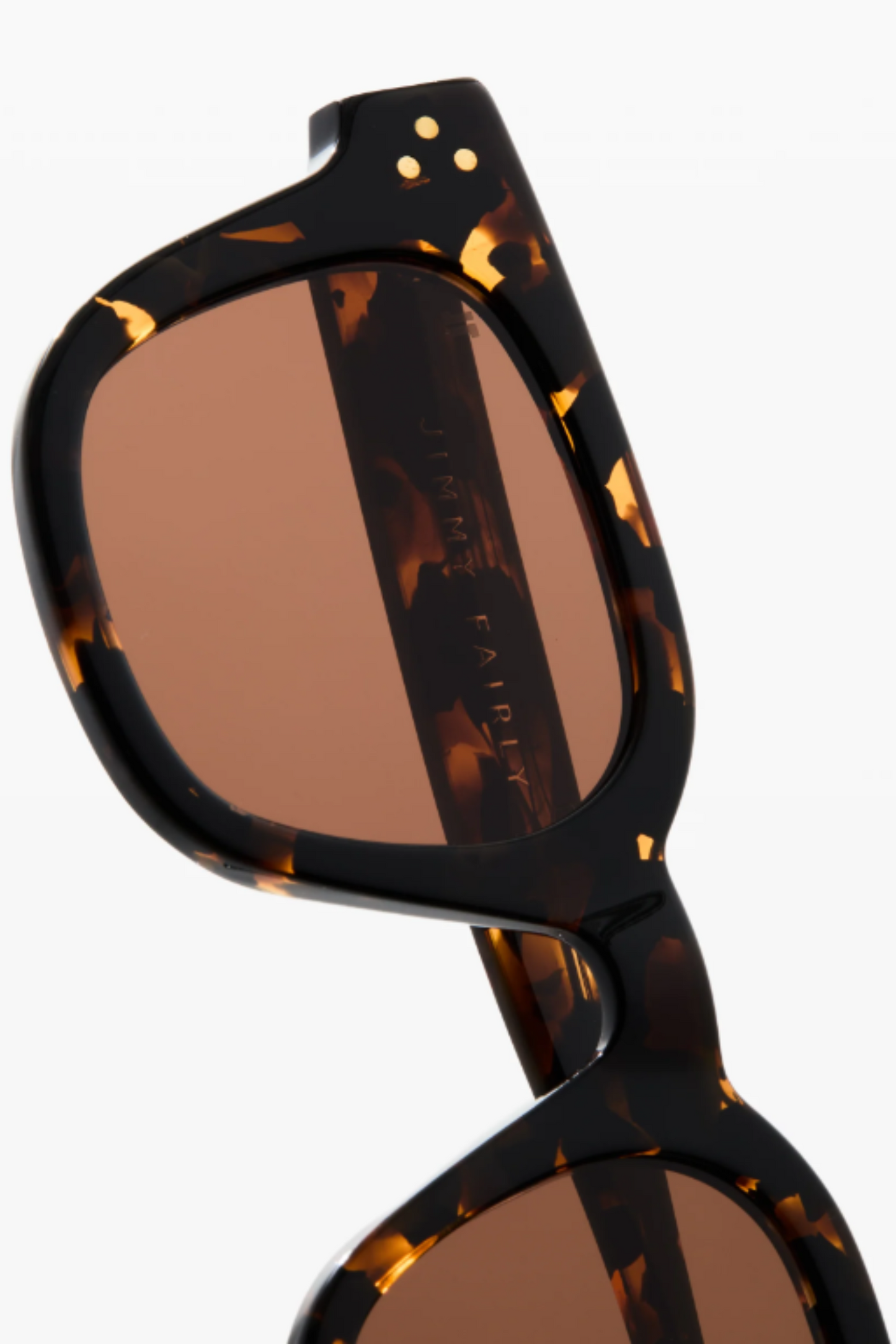 The Chase Sunglasses in Dark Tortoshell