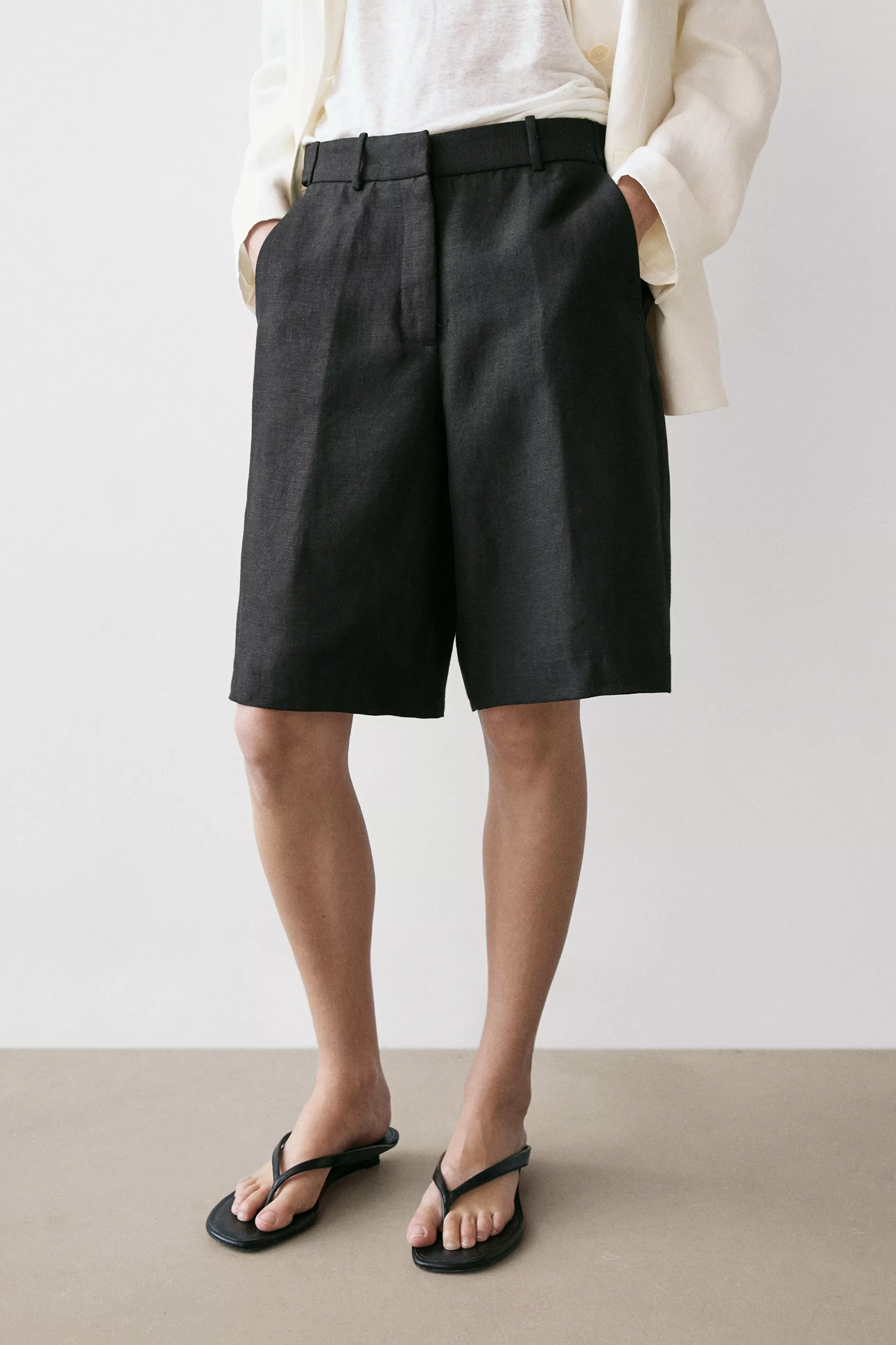 Long Linen Bermuda Shorts