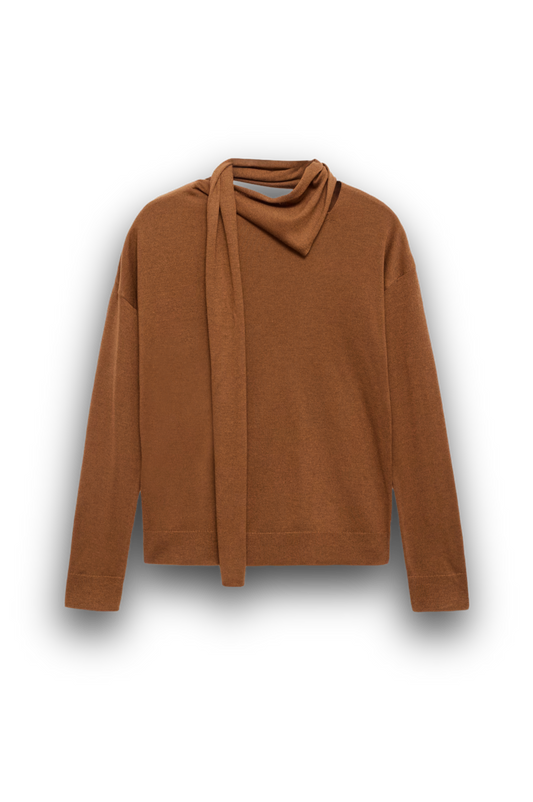 Fine-knit Sweater with Scarf