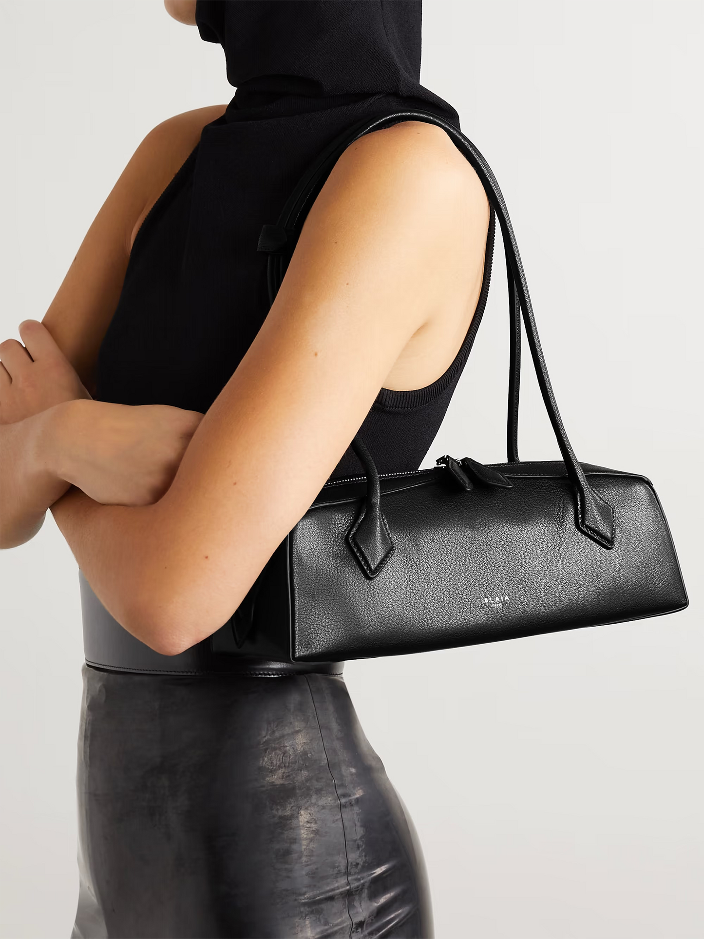 Le Teckel textured-leather shoulder bag