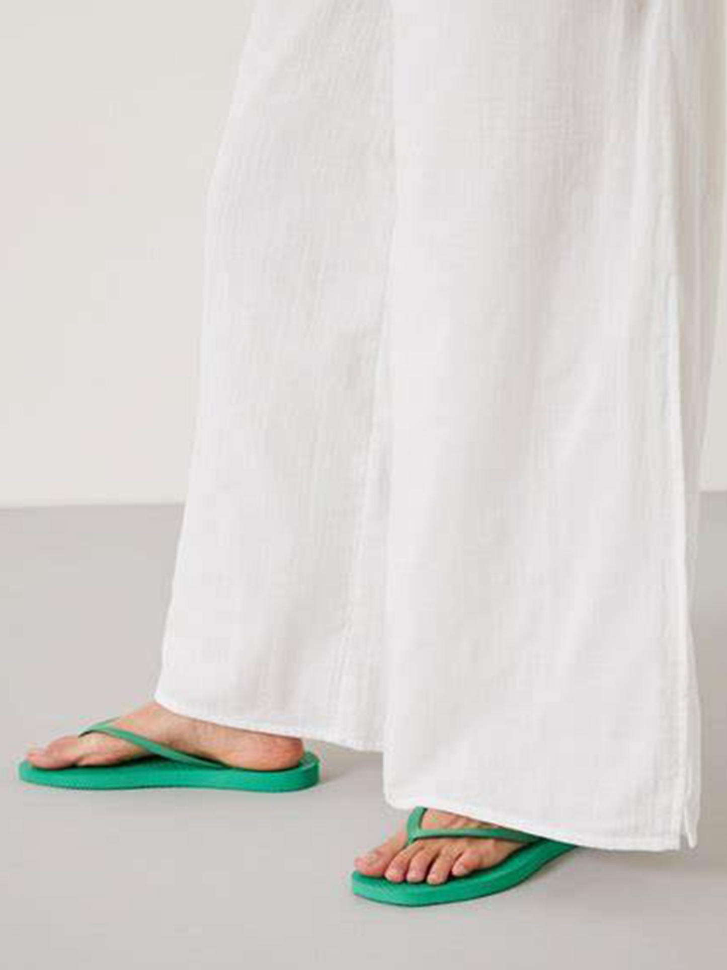 Sleepers Flip Flops