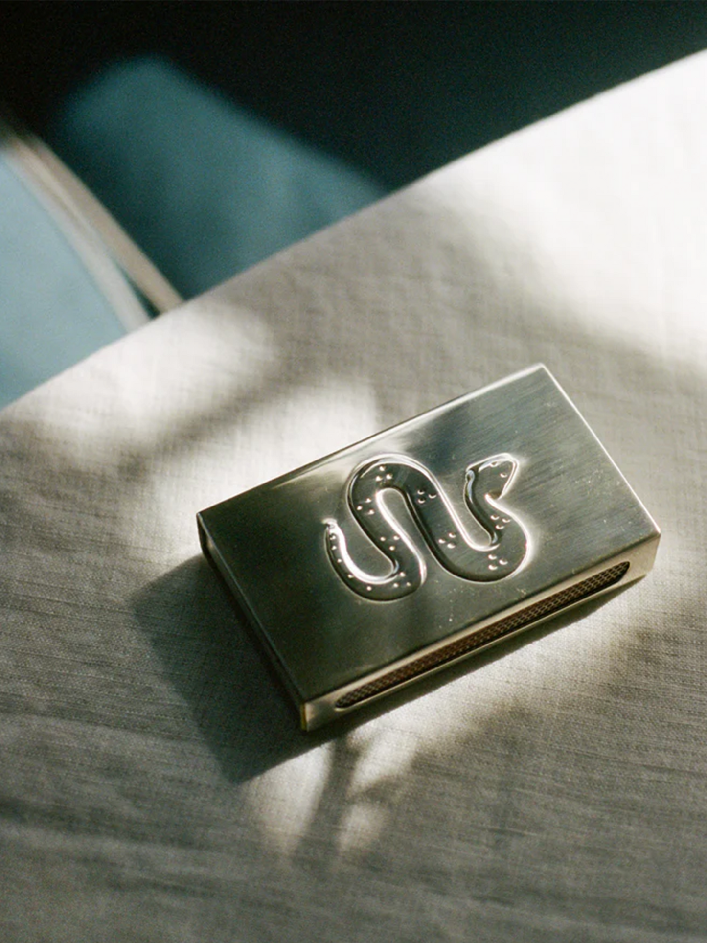 Silver Matchbox Sleeve, Wave