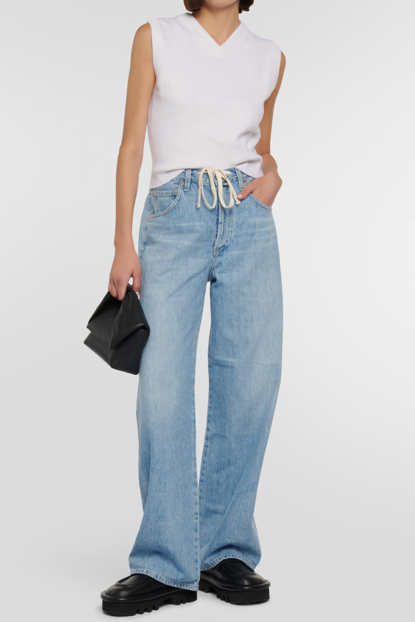 Brynn Low-Rise Wide-Leg Jeans