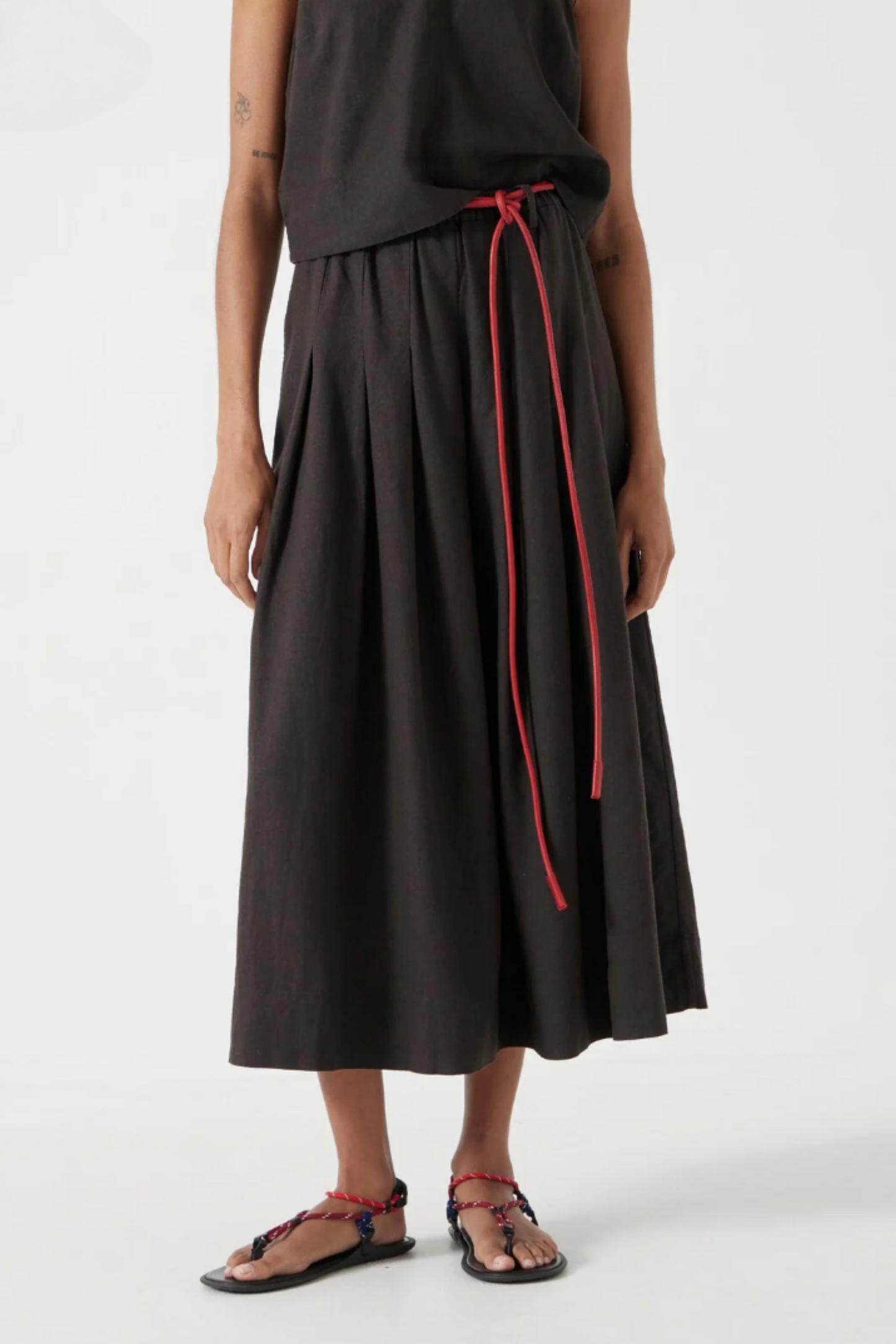 Ivy Pleated Linen Blend Midi Skirt