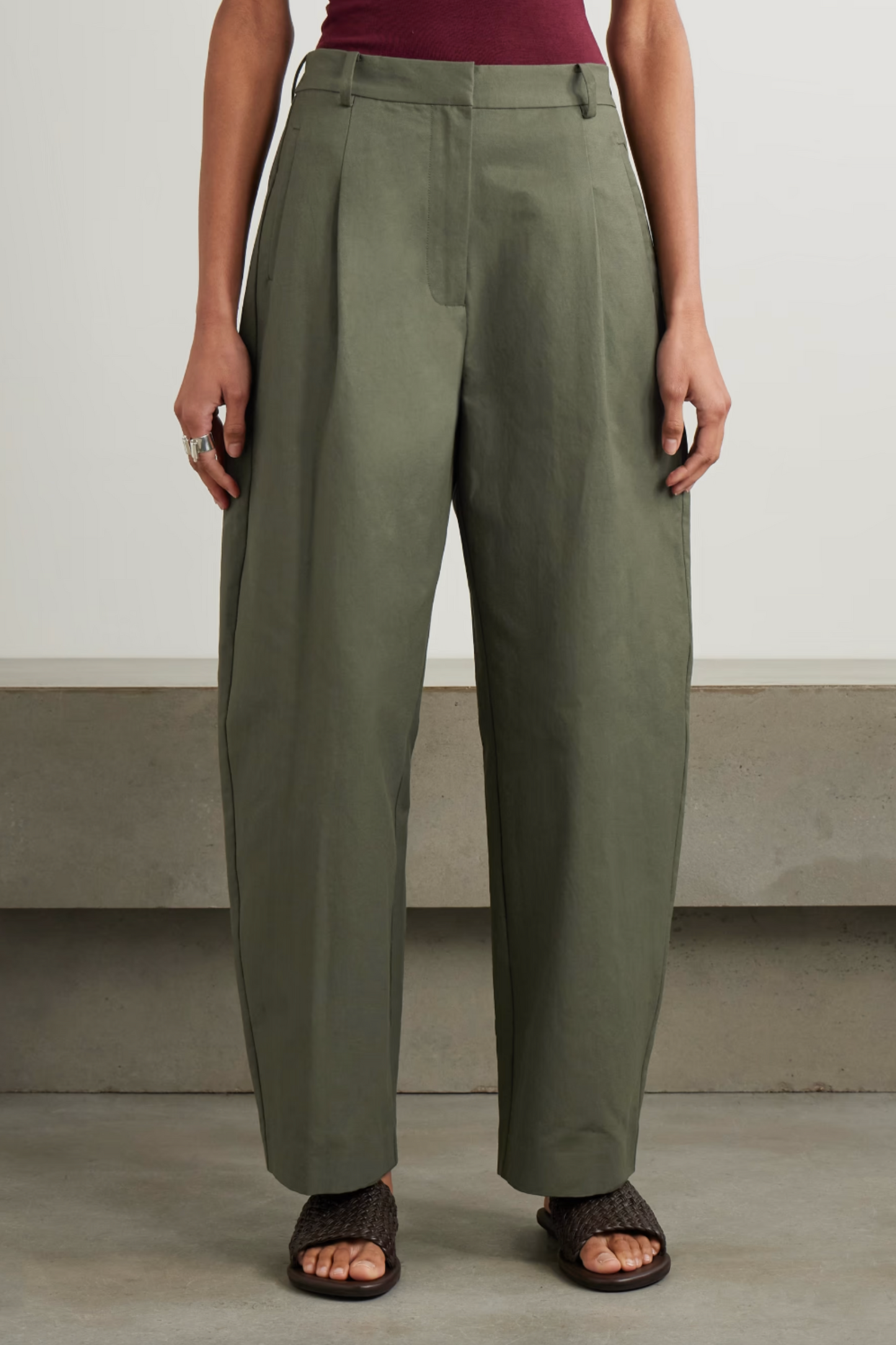 Pleated Cotton-blend Tapered Pants